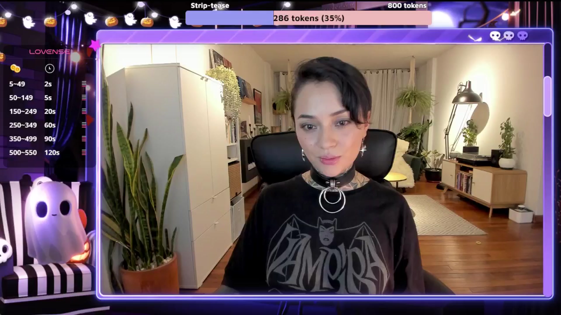 Gallery image thumbnail from Ysabeau's myfreecams stream on, 10/28/2024, 23:41 image 3 of 20