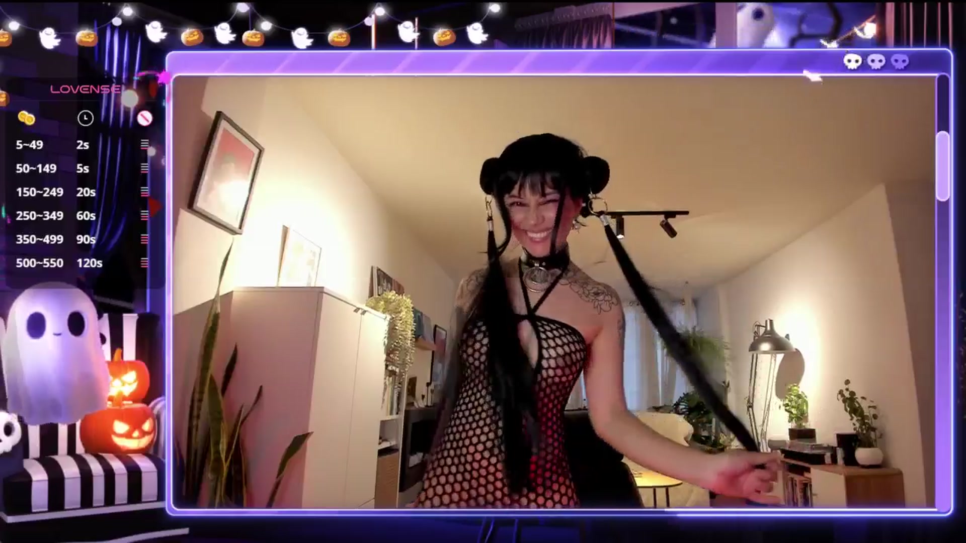 Gallery image thumbnail from Ysabeau's myfreecams stream on, 10/31/2024, 23:20 image 7 of 20