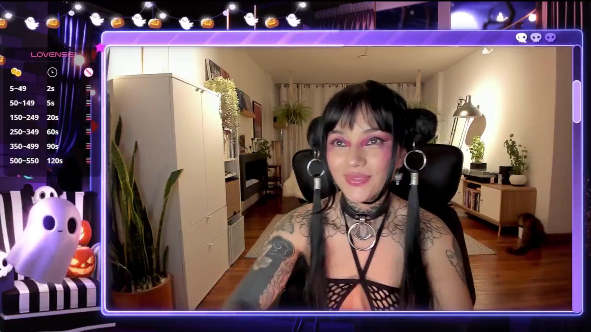Gallery image thumbnail from Ysabeau's myfreecams stream on, 10/31/2024, 23:20 image 20 of 20