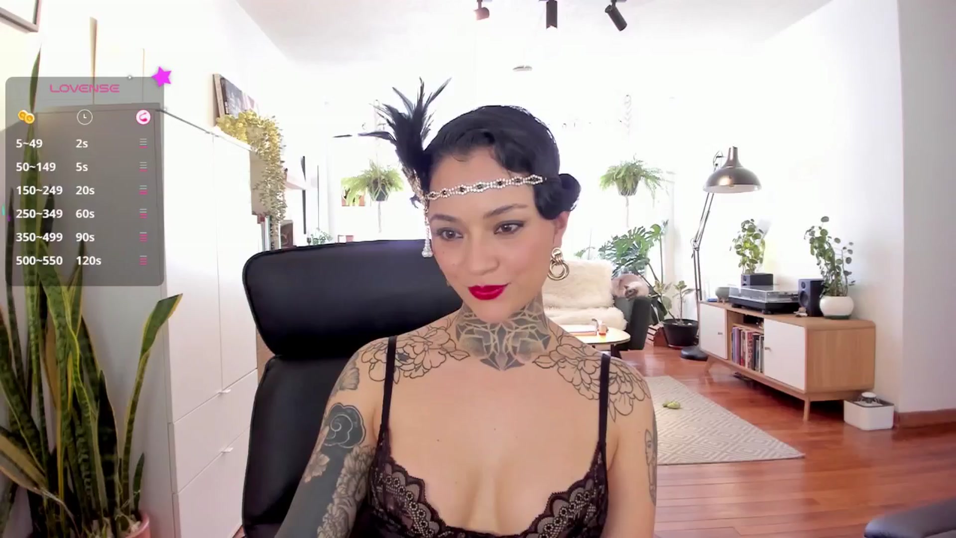 Gallery image thumbnail from Ysabeau's myfreecams stream on, 11/03/2024, 17:47 image 7 of 20
