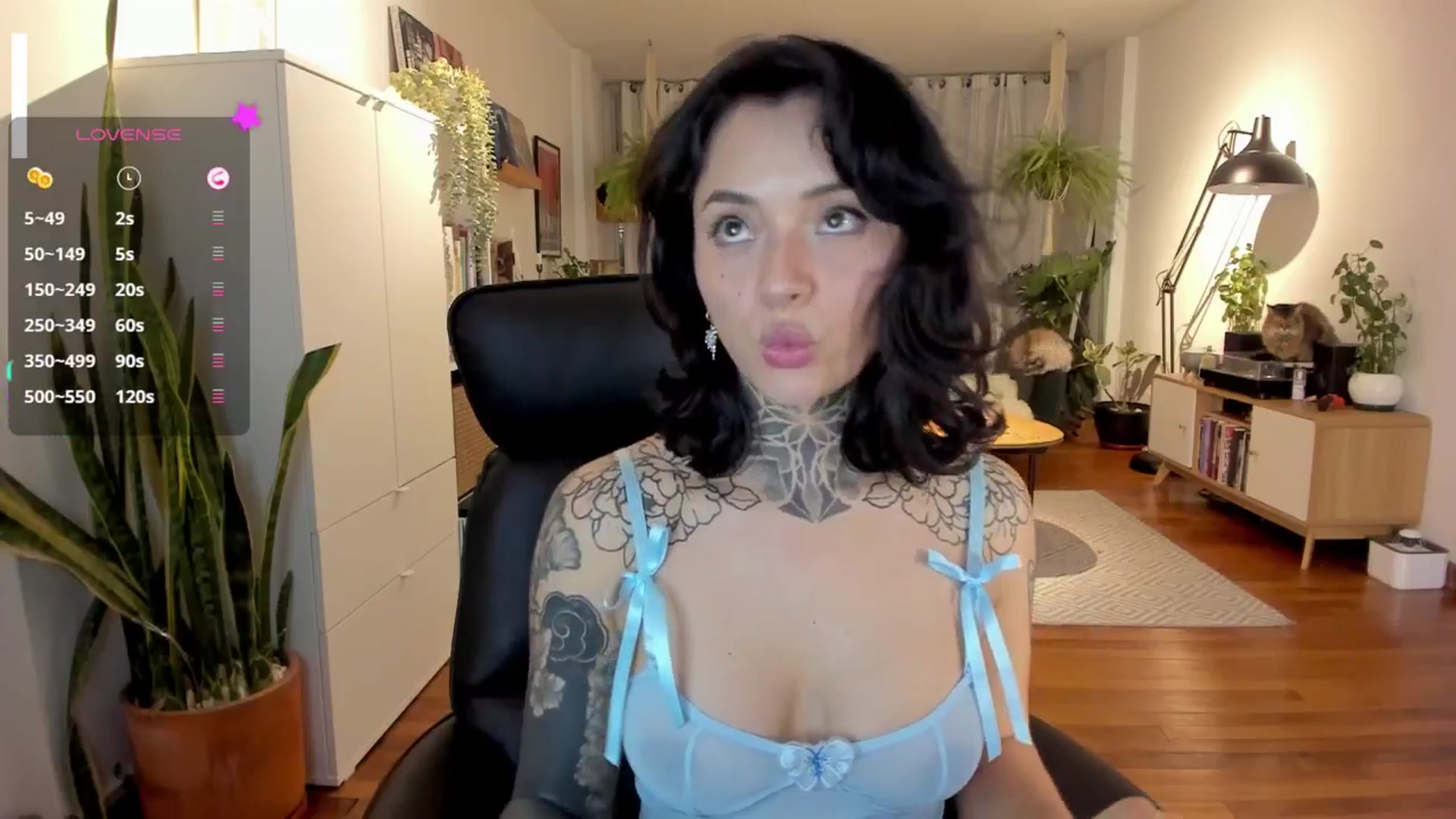 Gallery image thumbnail from Ysabeau's myfreecams stream on, 11/06/2024, 24:04 image 20 of 20