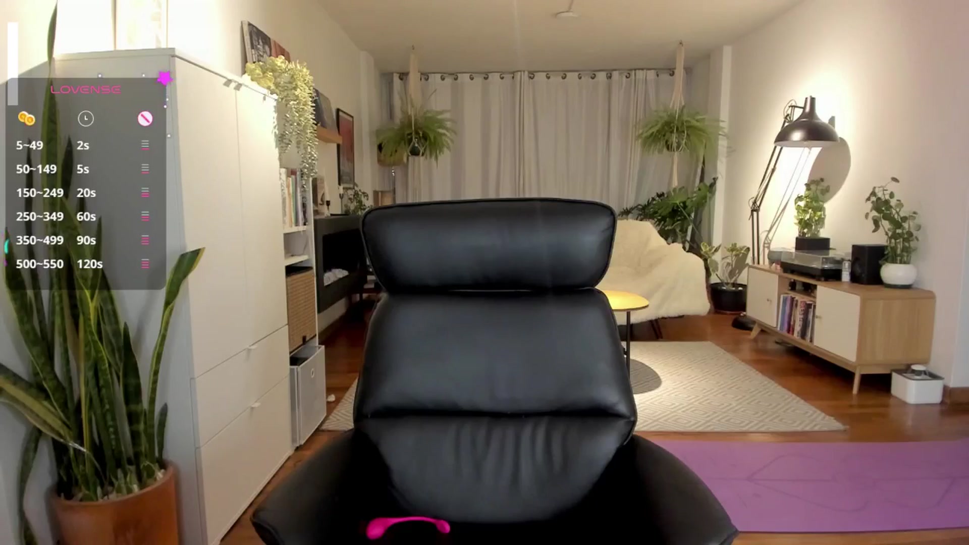 Gallery image thumbnail from Ysabeau's myfreecams stream on, 11/11/2024, 24:01 image 5 of 20