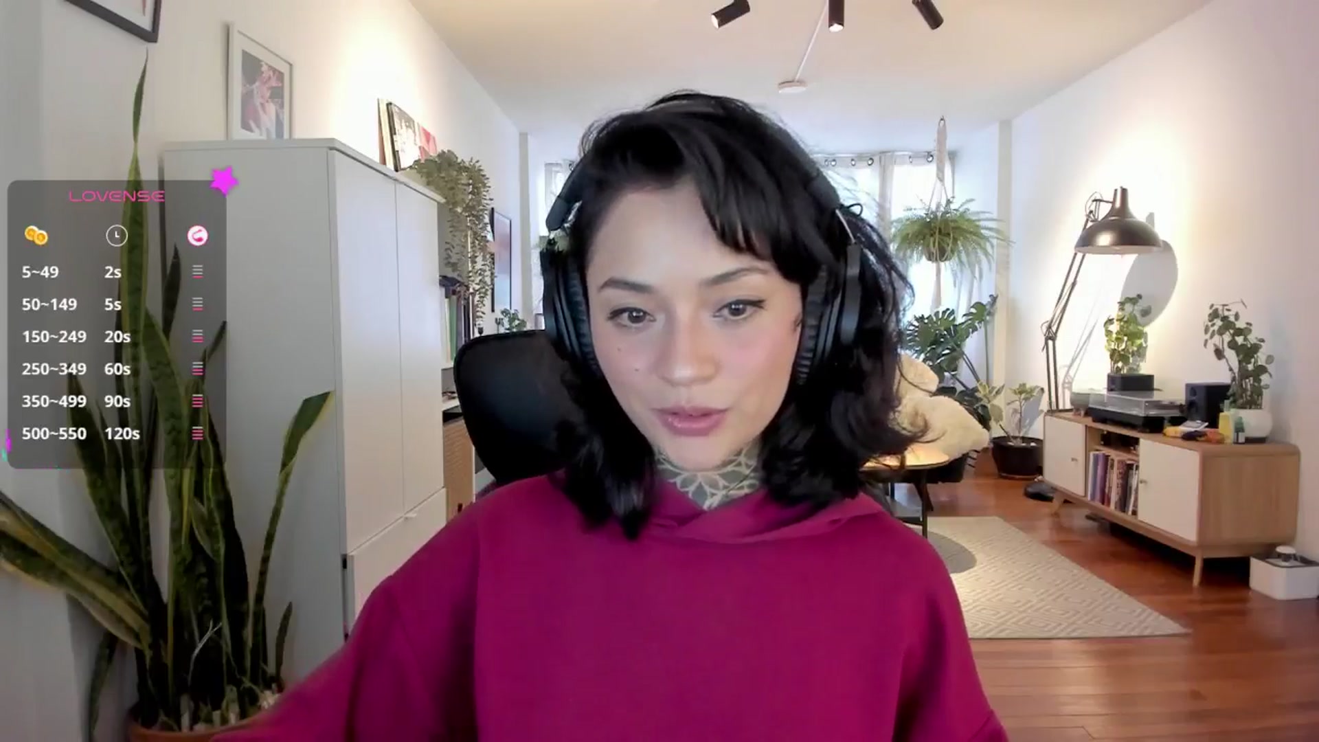 Gallery image thumbnail from Ysabeau's myfreecams stream on, 11/15/2024, 22:03 image 3 of 20