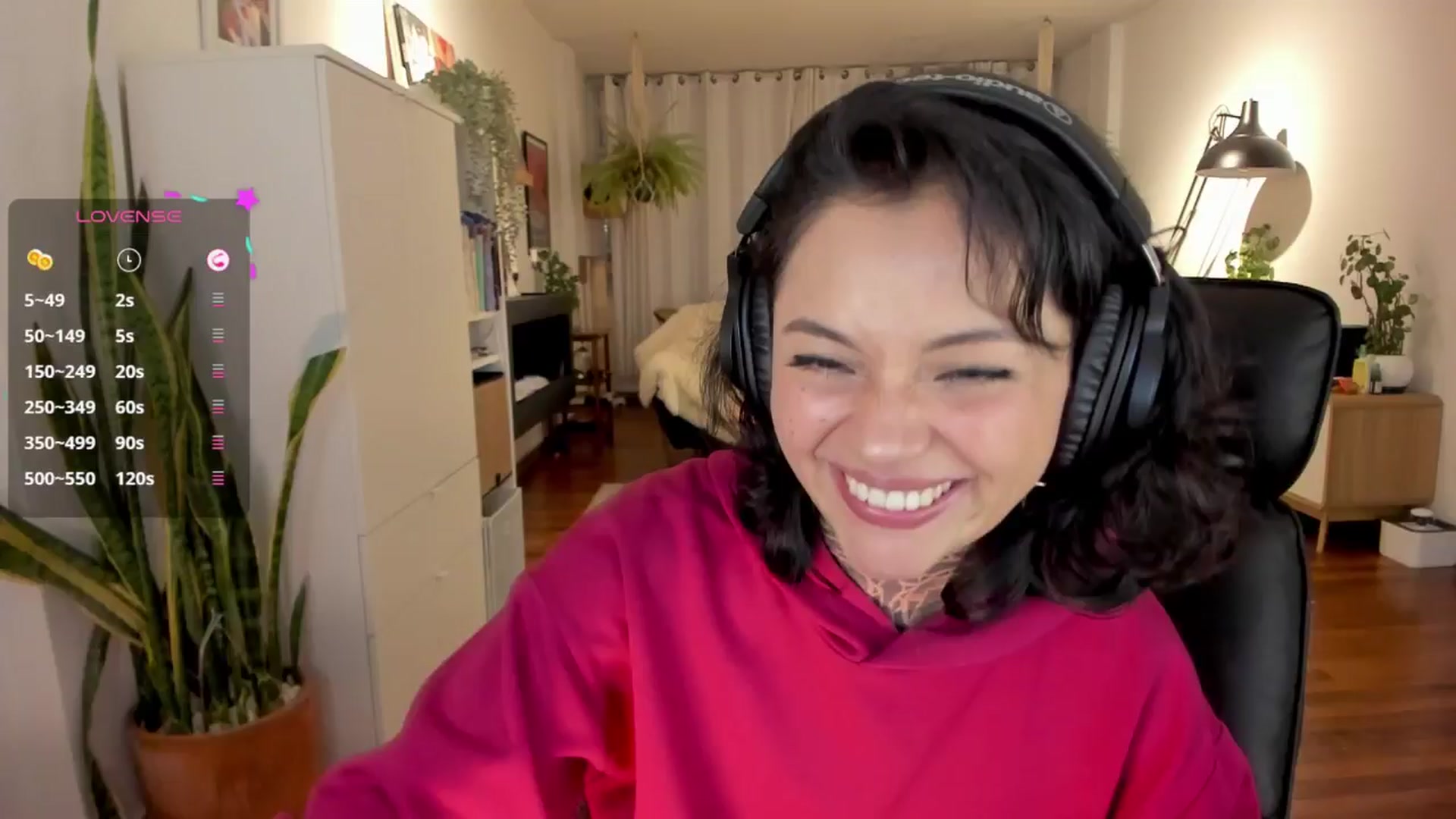 Gallery image thumbnail from Ysabeau's myfreecams stream on, 11/16/2024, 24:01 image 1 of 20
