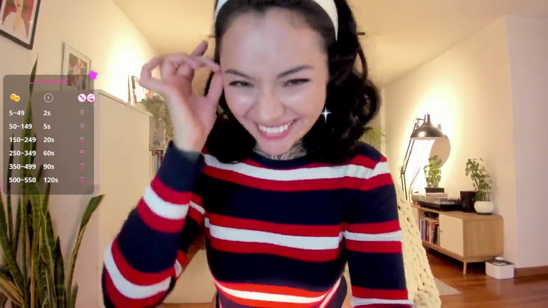 Gallery image thumbnail from Ysabeau's myfreecams stream on, 11/20/2024, 23:33 image 16 of 20