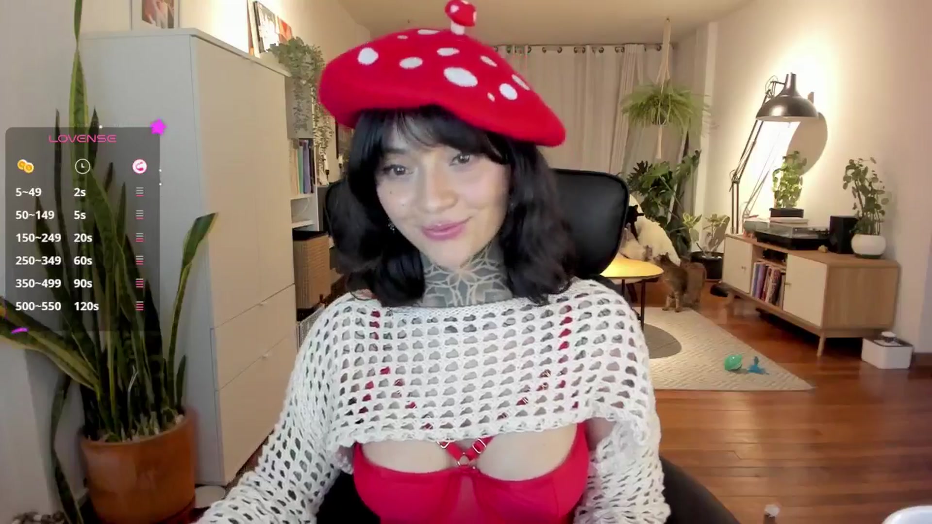 Gallery image thumbnail from Ysabeau's myfreecams stream on, 11/21/2024, 23:43 image 19 of 20