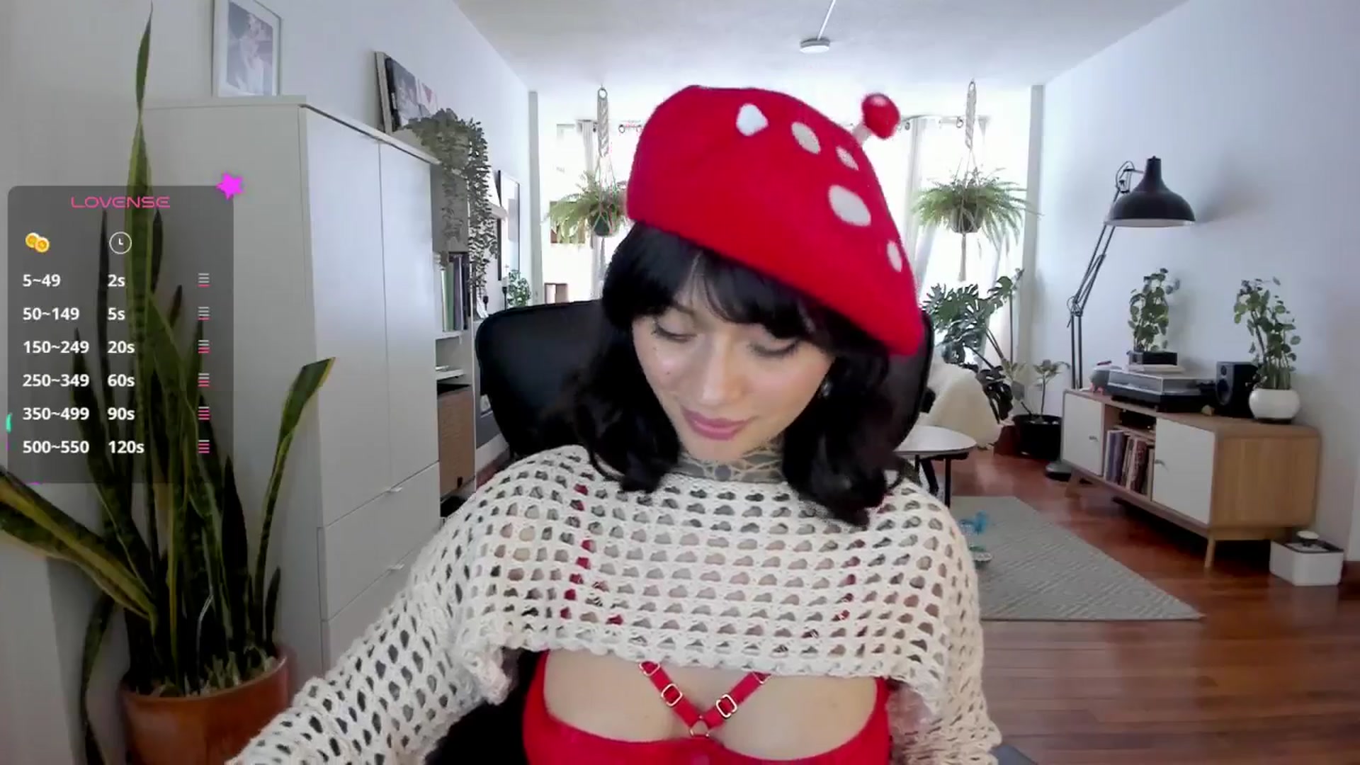 Gallery image thumbnail from Ysabeau's myfreecams stream on, 11/21/2024, 23:43 image 5 of 20