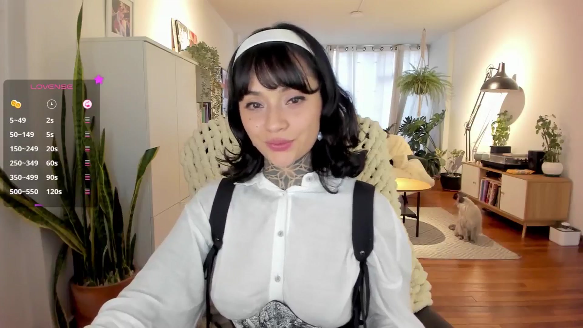 Gallery image thumbnail from Ysabeau's myfreecams stream on, 11/22/2024, 21:53 image 7 of 20