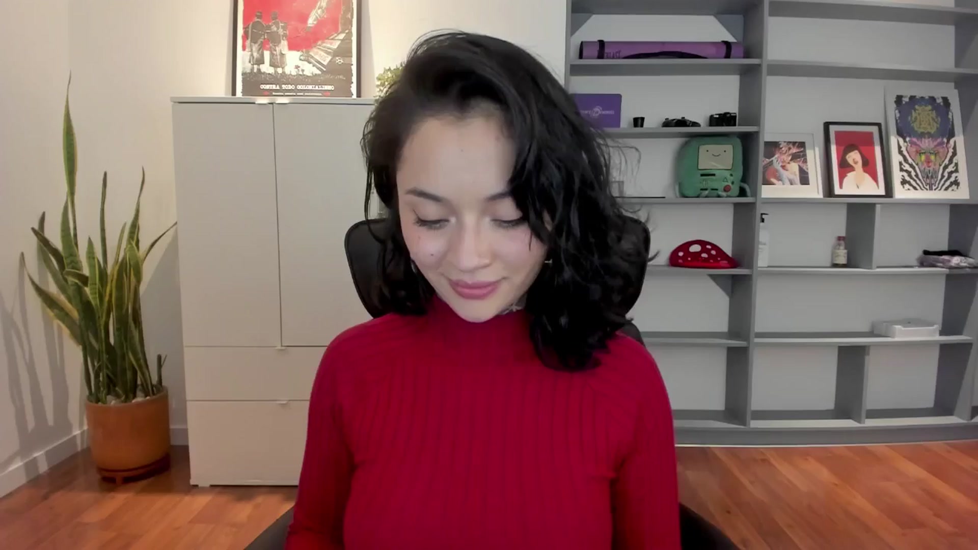 Gallery image thumbnail from Ysabeau's myfreecams stream on, 12/10/2024, 24:12 image 17 of 20