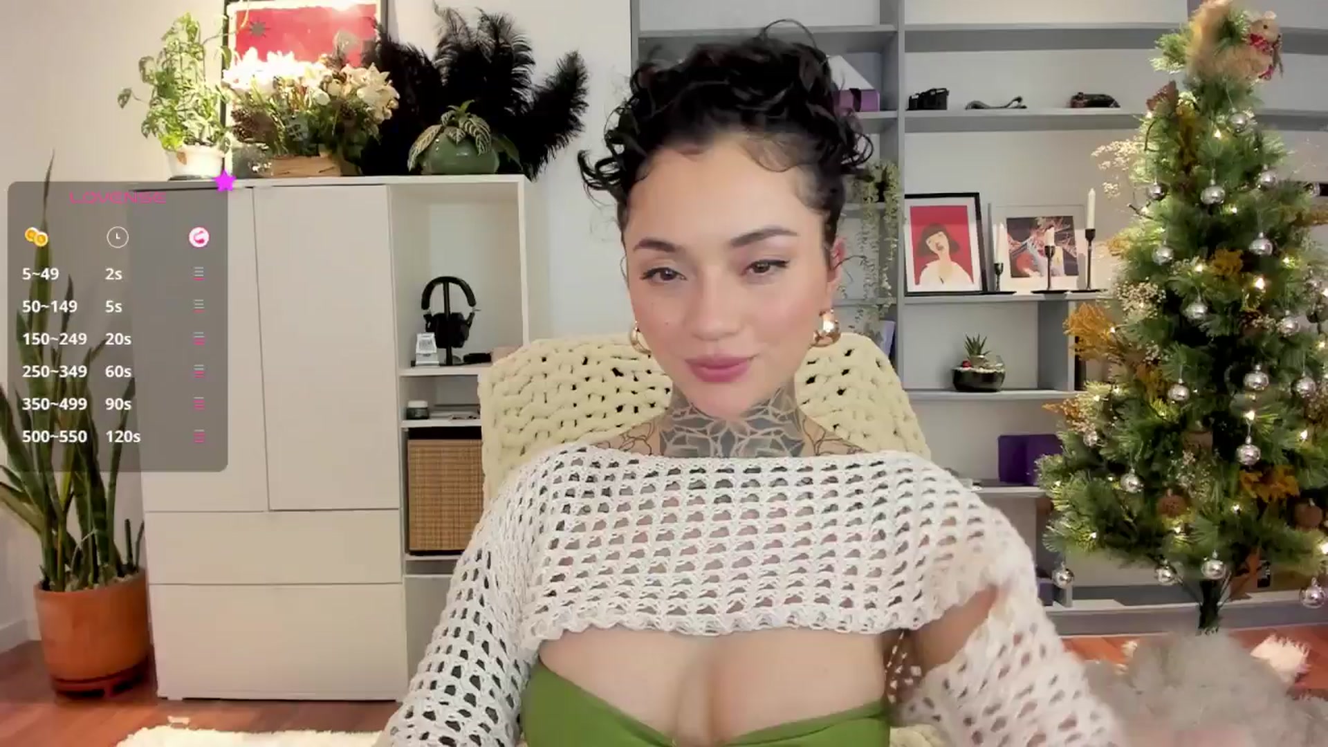 Gallery image thumbnail from Ysabeau's myfreecams stream on, 12/26/2024, 22:58 image 5 of 20