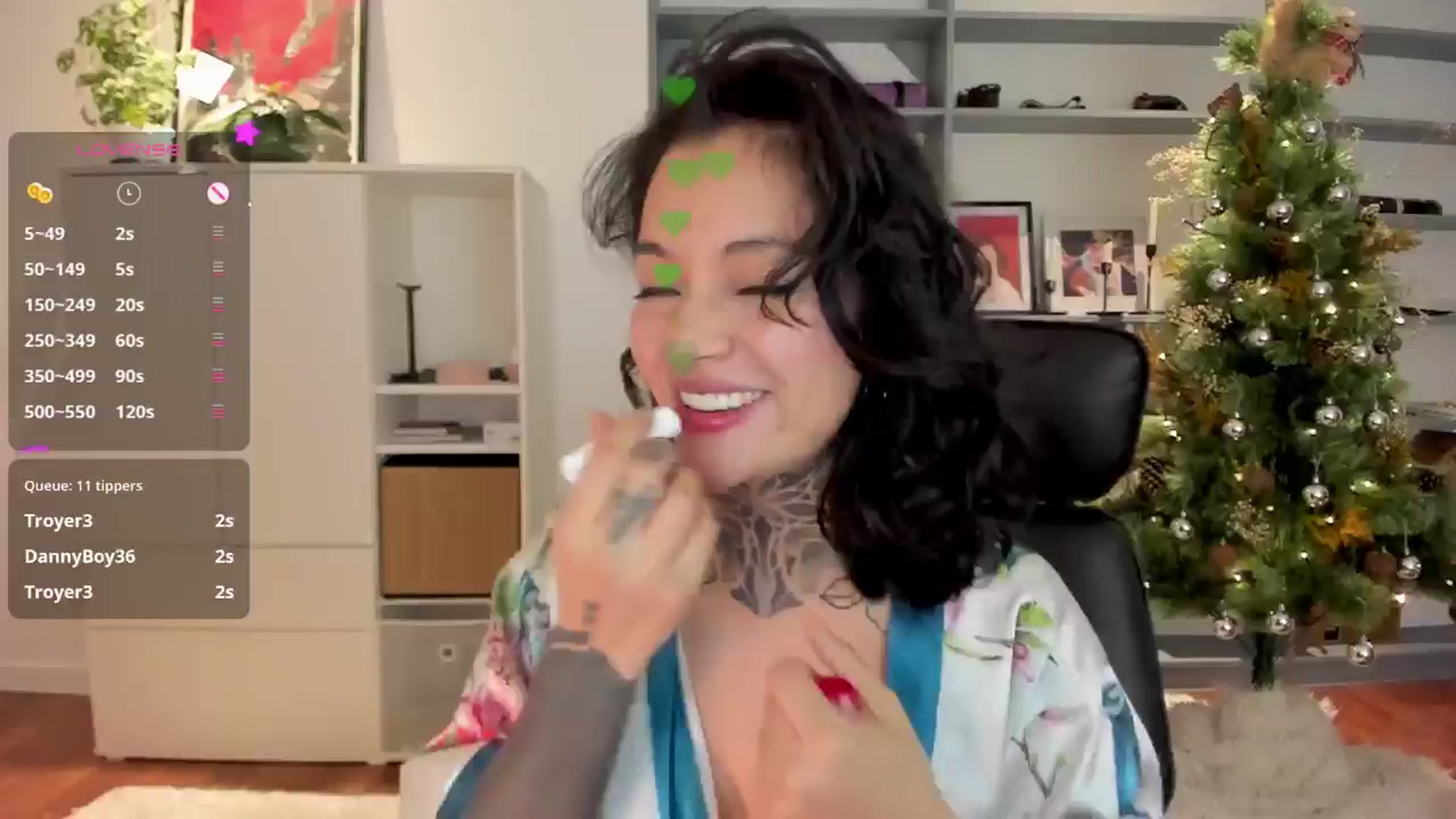 Gallery image thumbnail from Ysabeau's myfreecams stream on, 12/31/2024, 24:29 image 19 of 20
