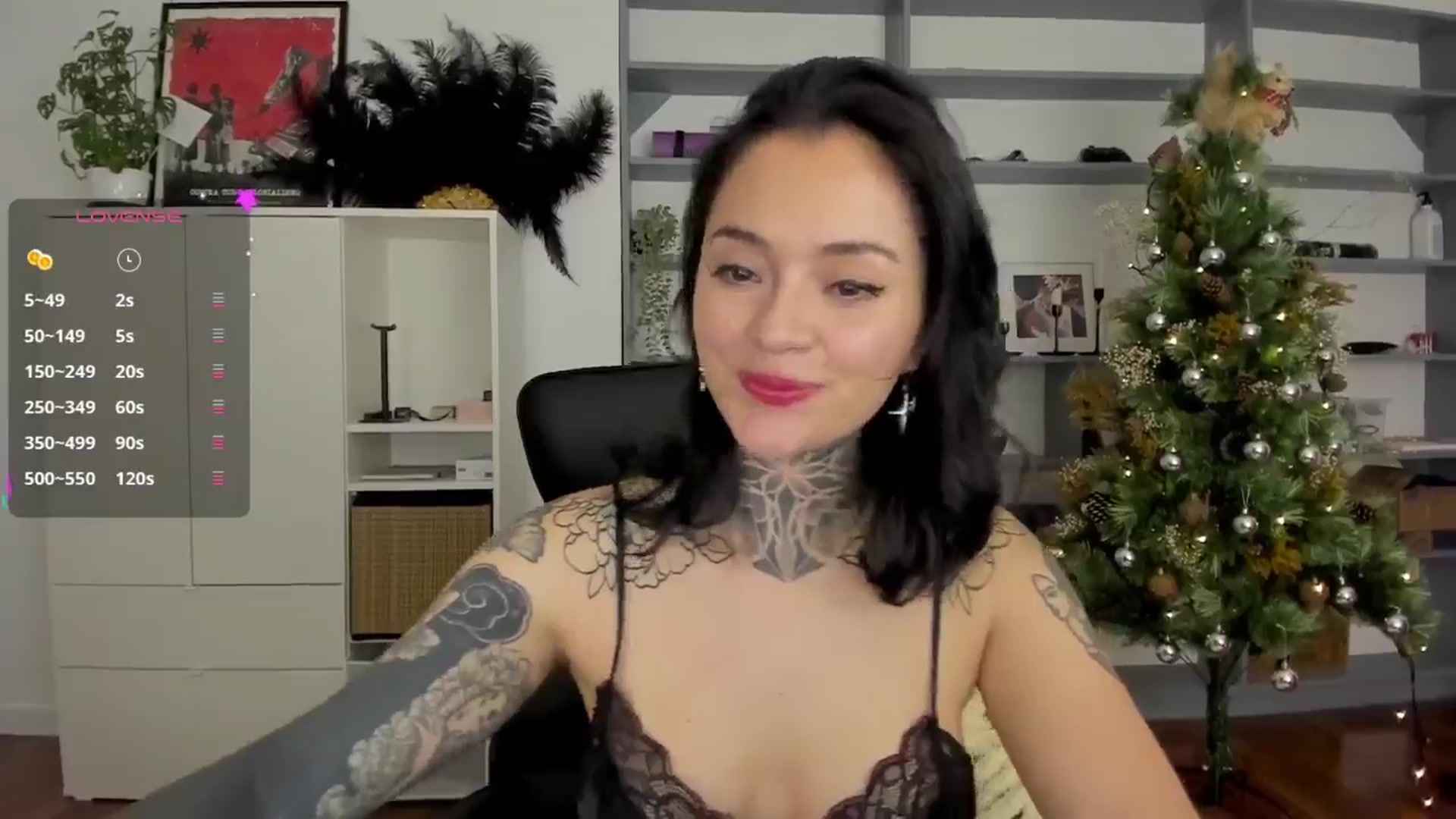 Gallery image thumbnail from Ysabeau's myfreecams stream on, 01/03/2025, 23:25 image 14 of 20