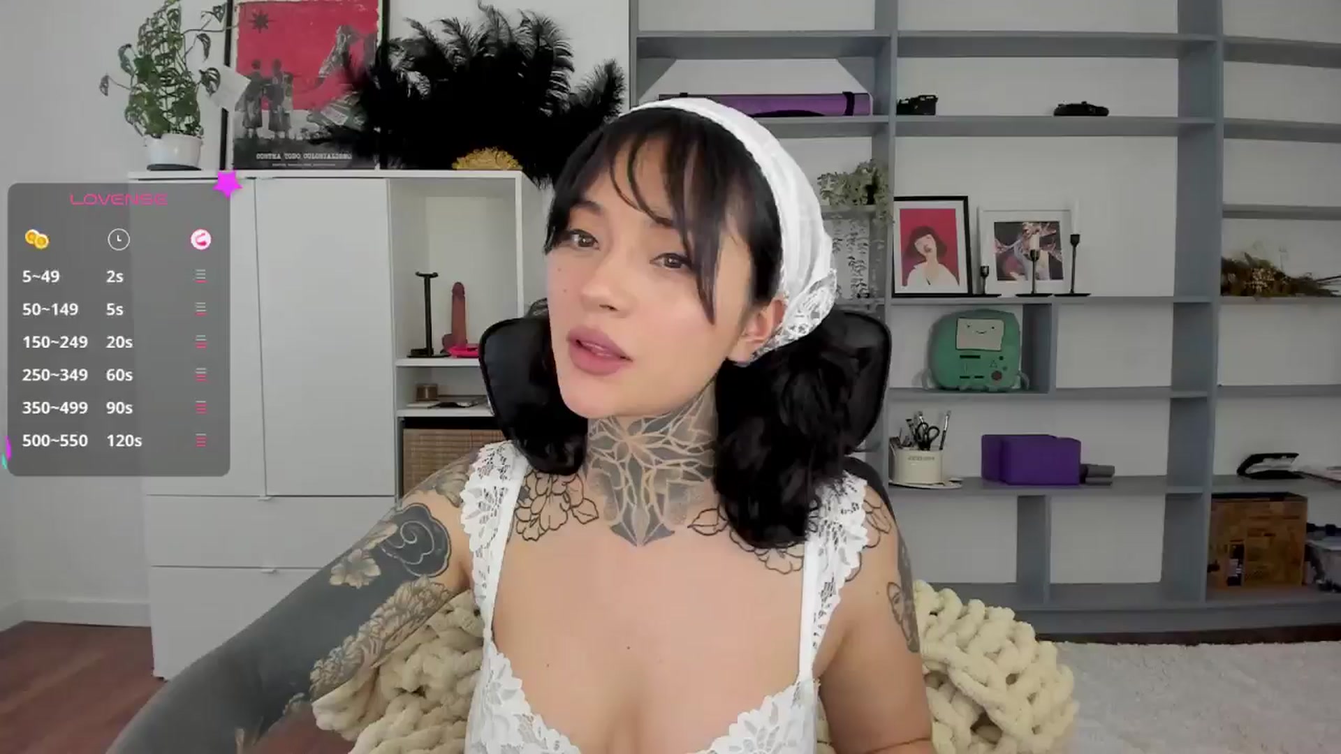 Gallery image thumbnail from Ysabeau's myfreecams stream on, 01/07/2025, 21:21 image 11 of 20