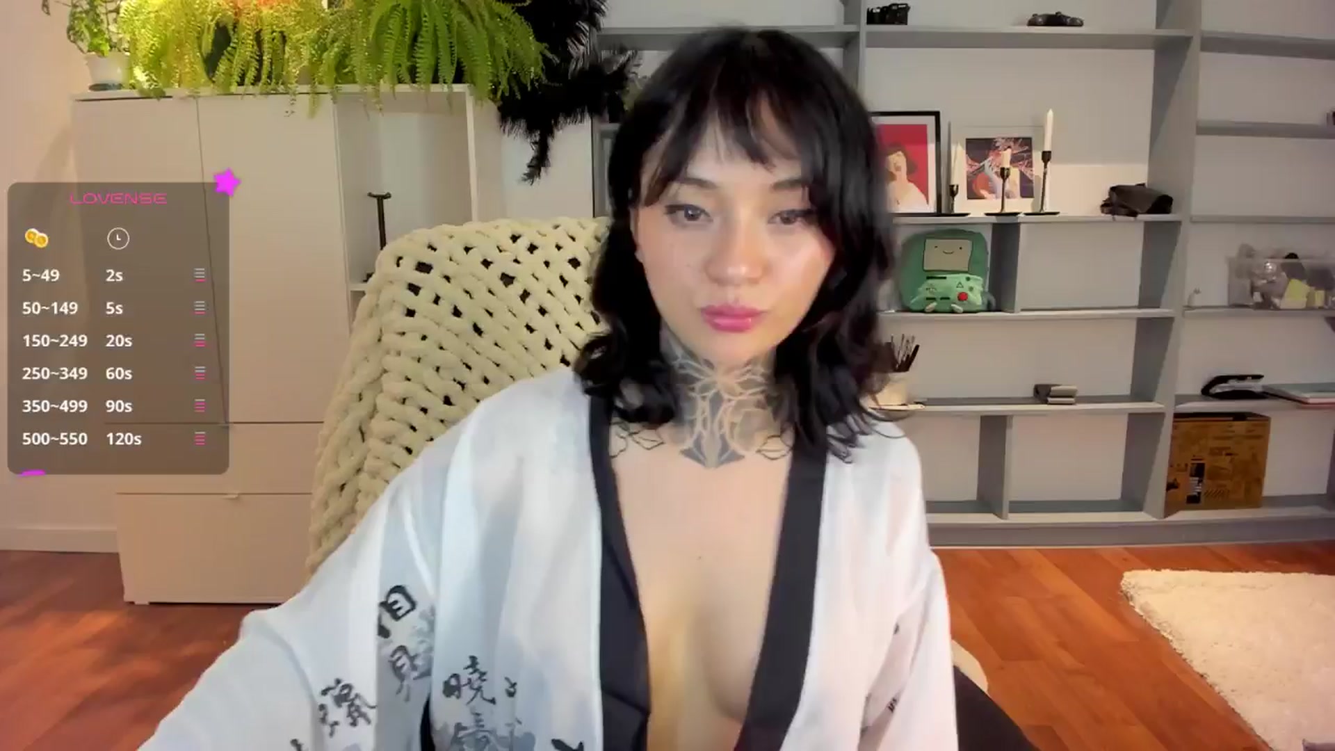 Gallery image thumbnail from Ysabeau's myfreecams stream on, 01/11/2025, 24:21 image 17 of 20