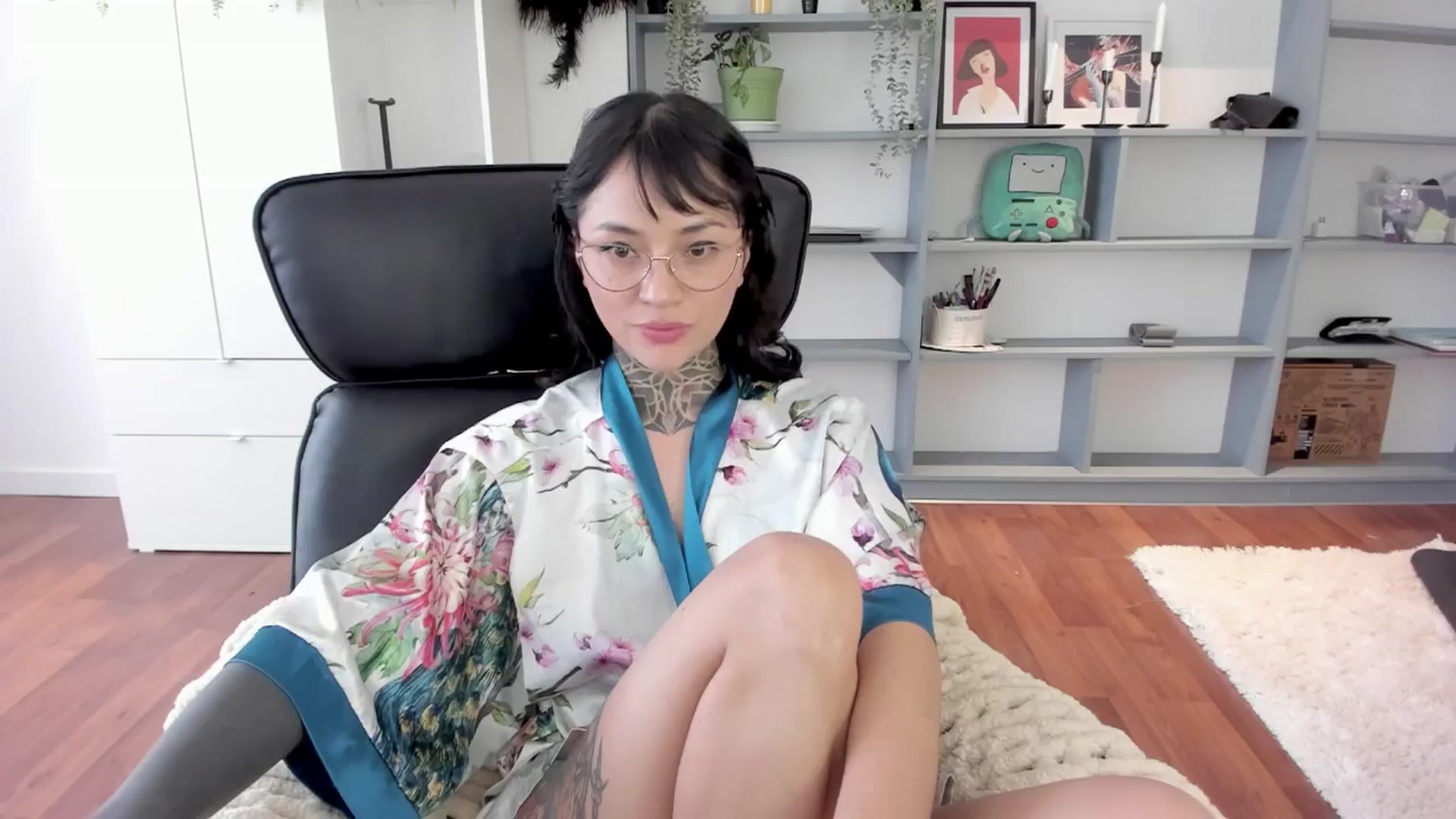 Gallery image thumbnail from Ysabeau's myfreecams stream on, 01/11/2025, 18:43 image 12 of 20