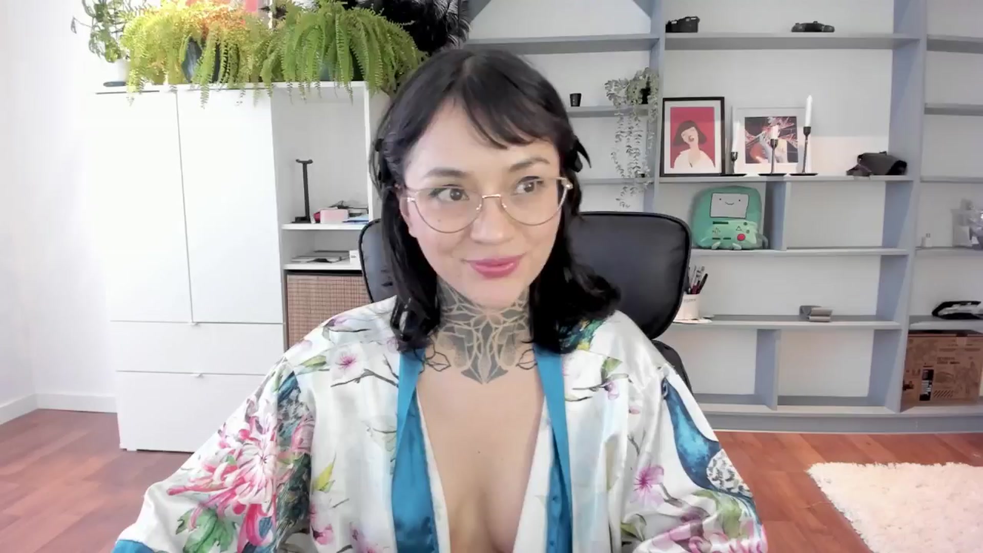 Gallery image thumbnail from Ysabeau's myfreecams stream on, 01/11/2025, 19:01 image 4 of 20