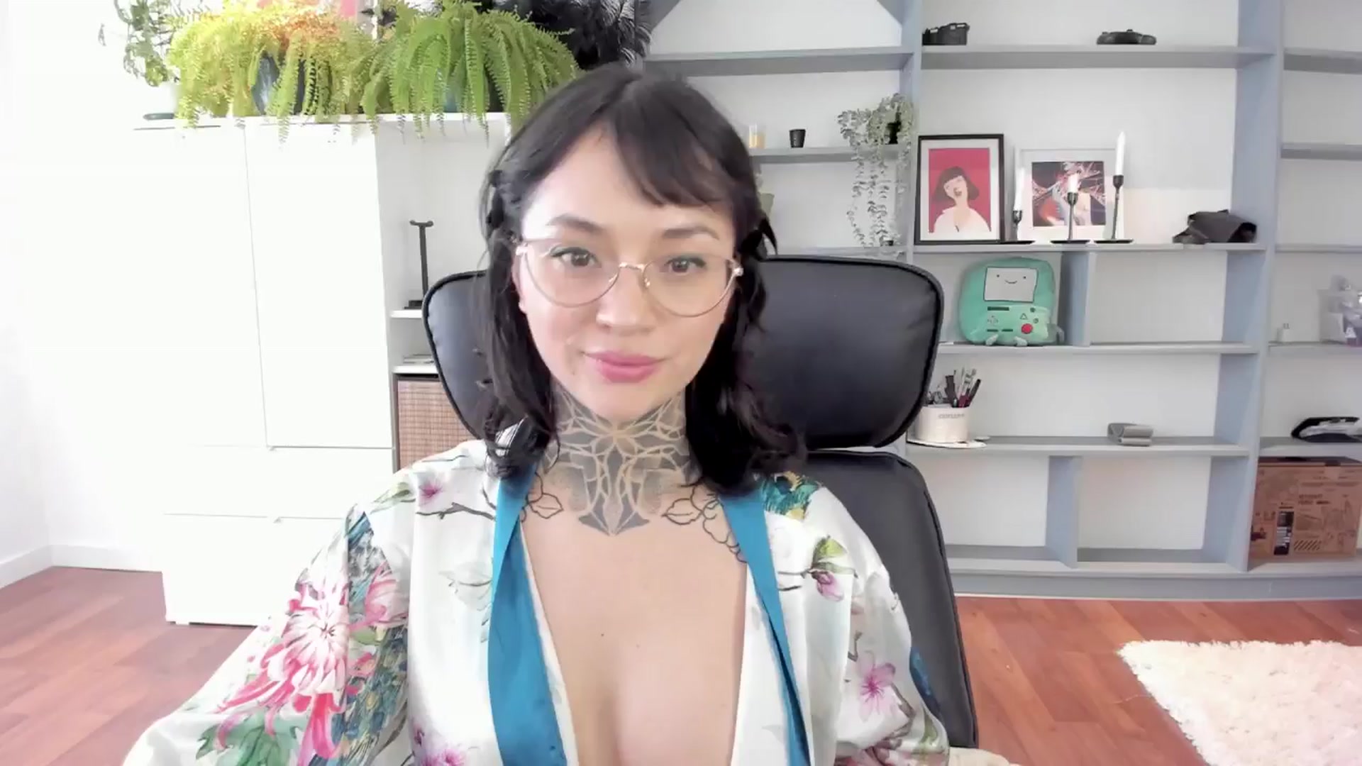 Gallery image thumbnail from Ysabeau's myfreecams stream on, 01/11/2025, 19:01 image 14 of 20