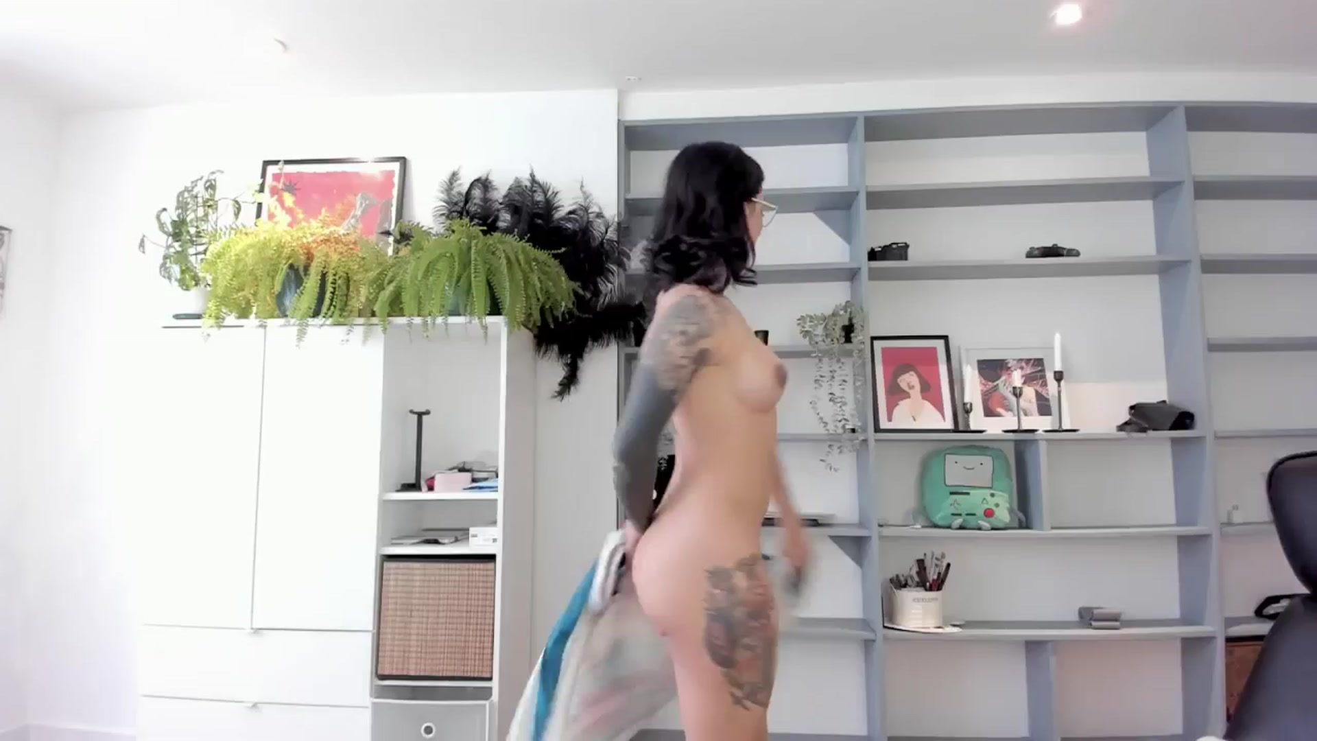 Gallery image thumbnail from Ysabeau's myfreecams stream on, 01/11/2025, 19:01 image 20 of 20