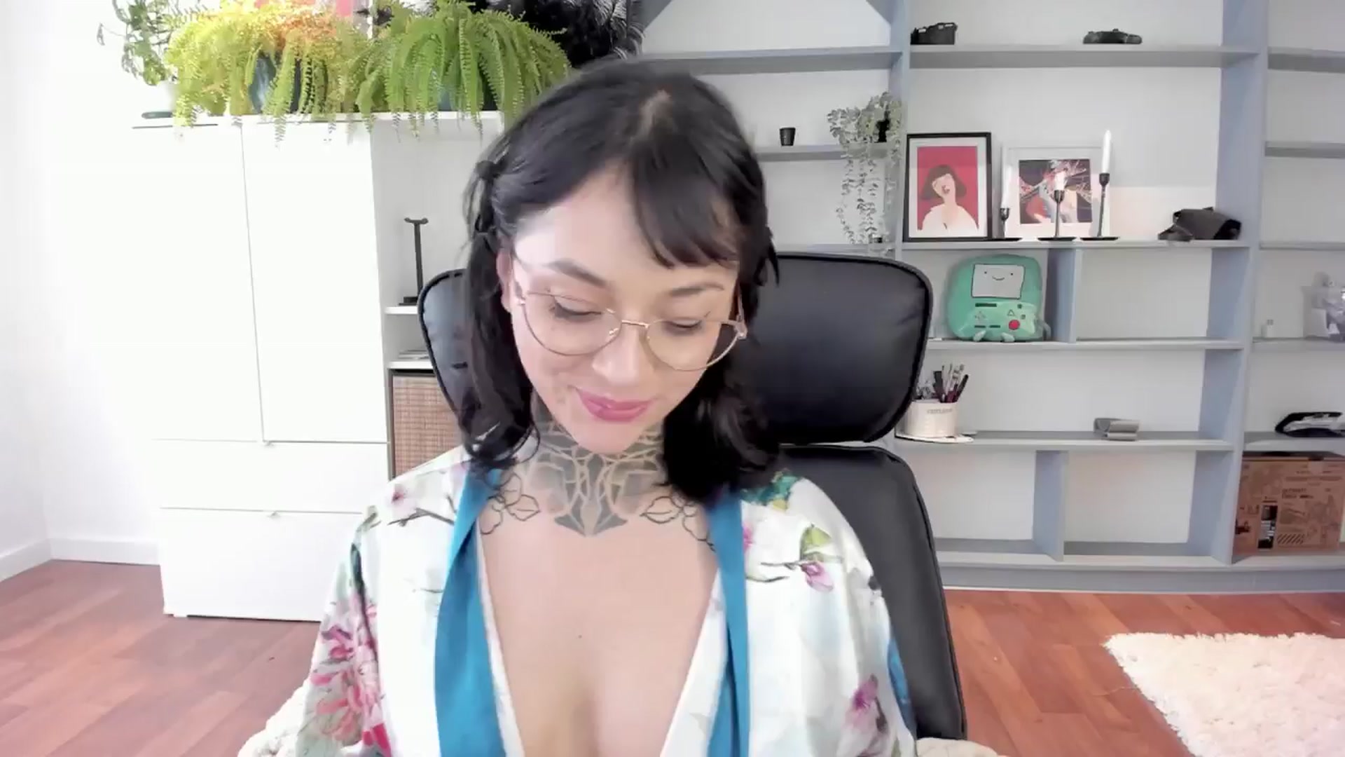Gallery image thumbnail from Ysabeau's myfreecams stream on, 01/11/2025, 19:01 image 15 of 20