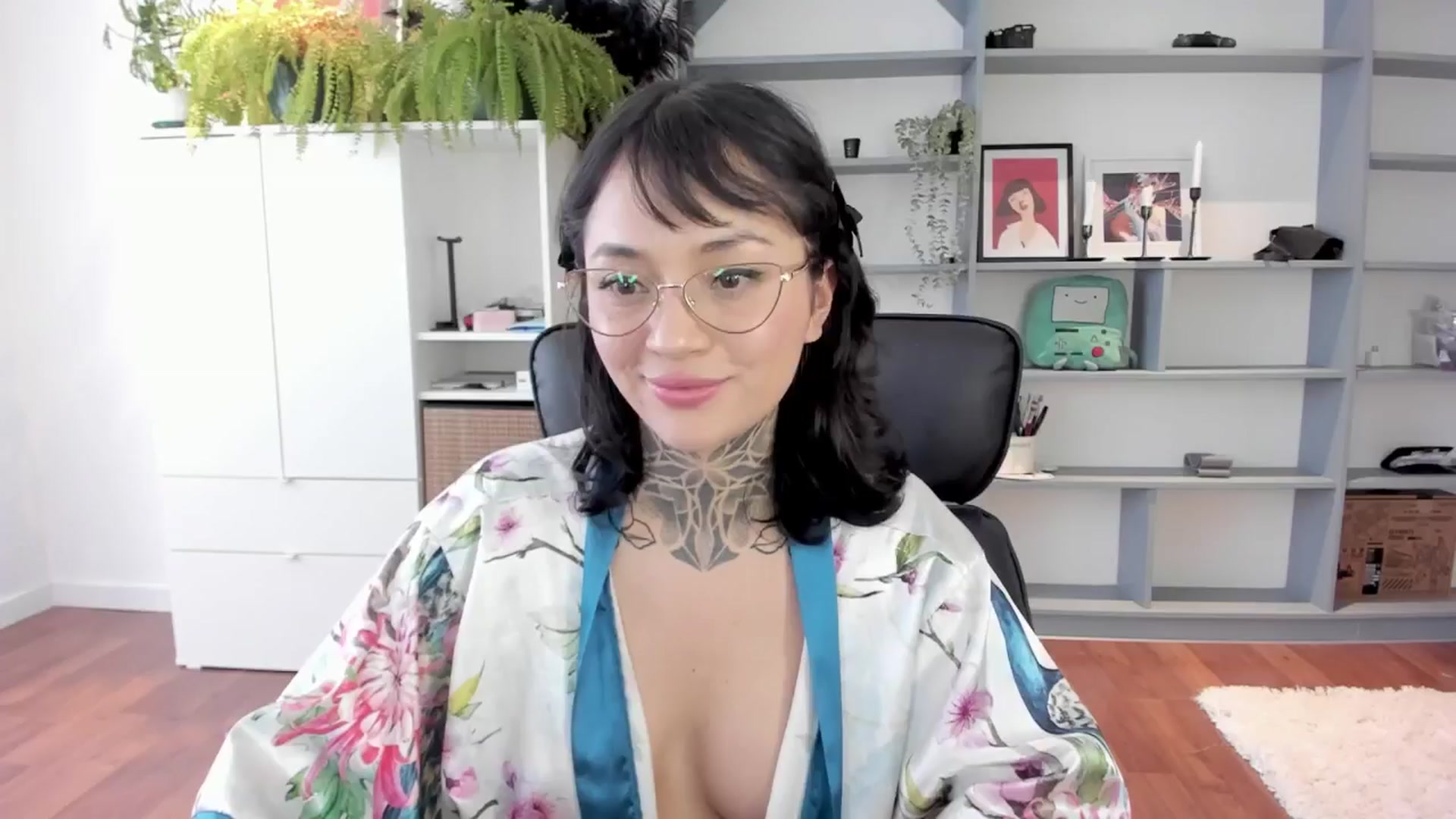 Gallery image thumbnail from Ysabeau's myfreecams stream on, 01/11/2025, 19:01 image 3 of 20