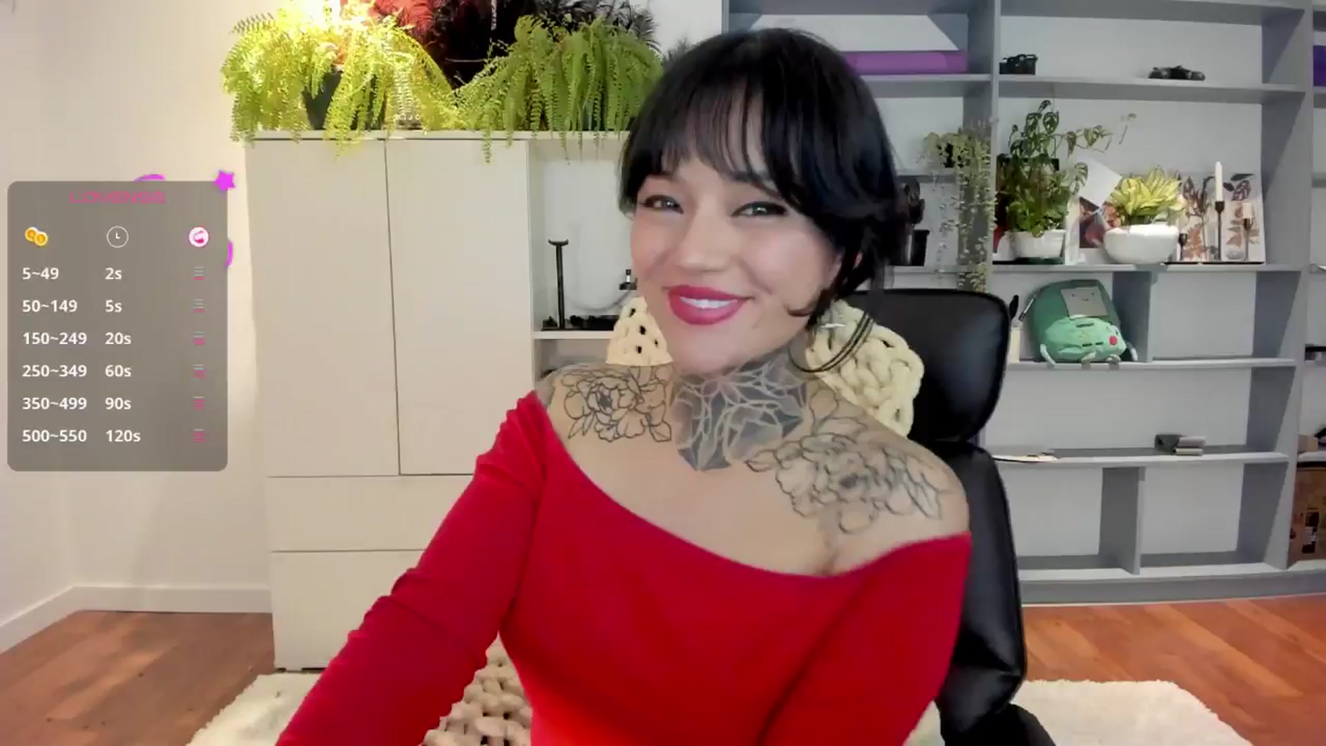 Gallery image thumbnail from Ysabeau's myfreecams stream on, 01/22/2025, 24:01 image 9 of 20