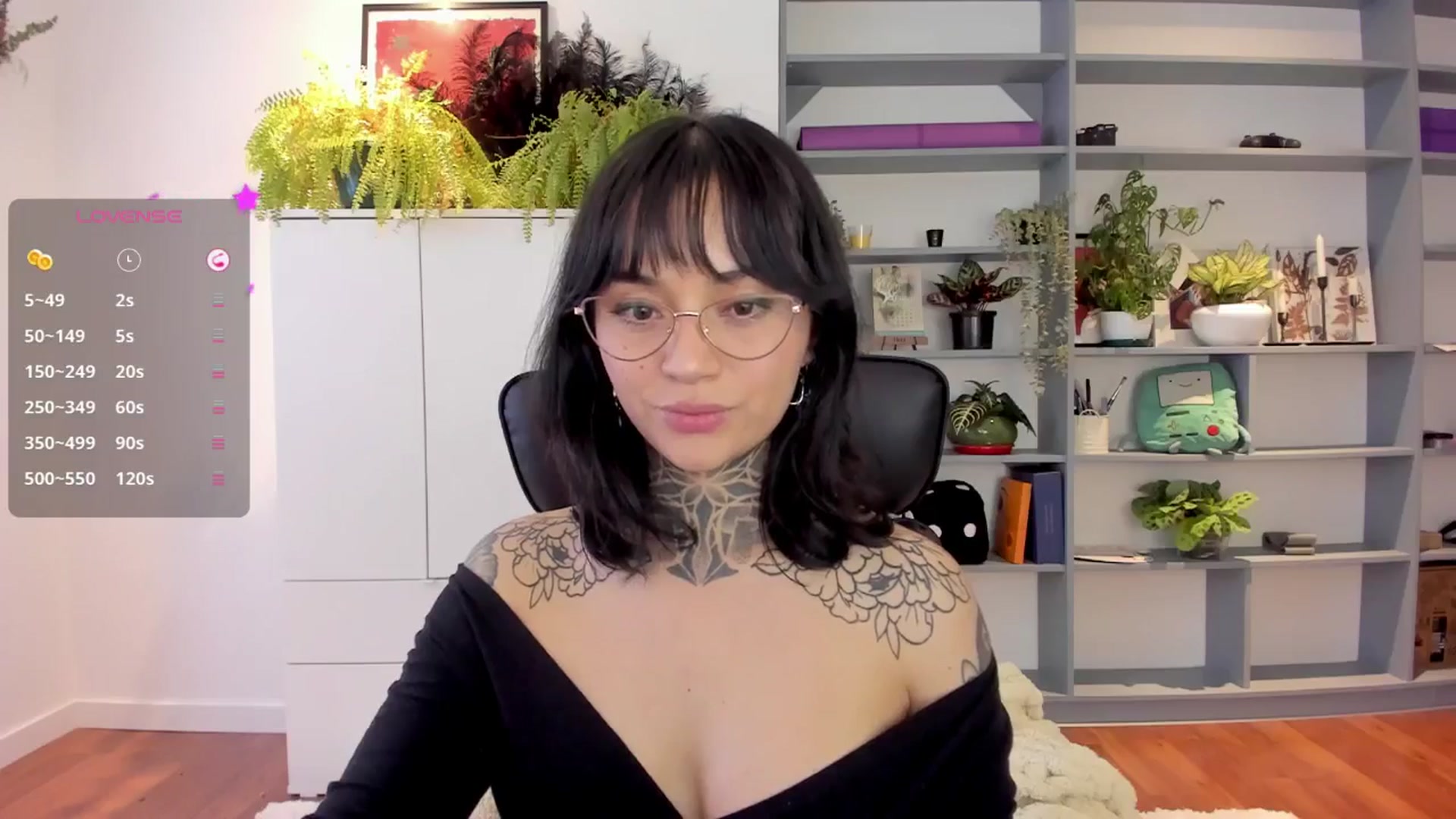 Gallery image thumbnail from Ysabeau's myfreecams stream on, 01/22/2025, 22:04 image 11 of 20