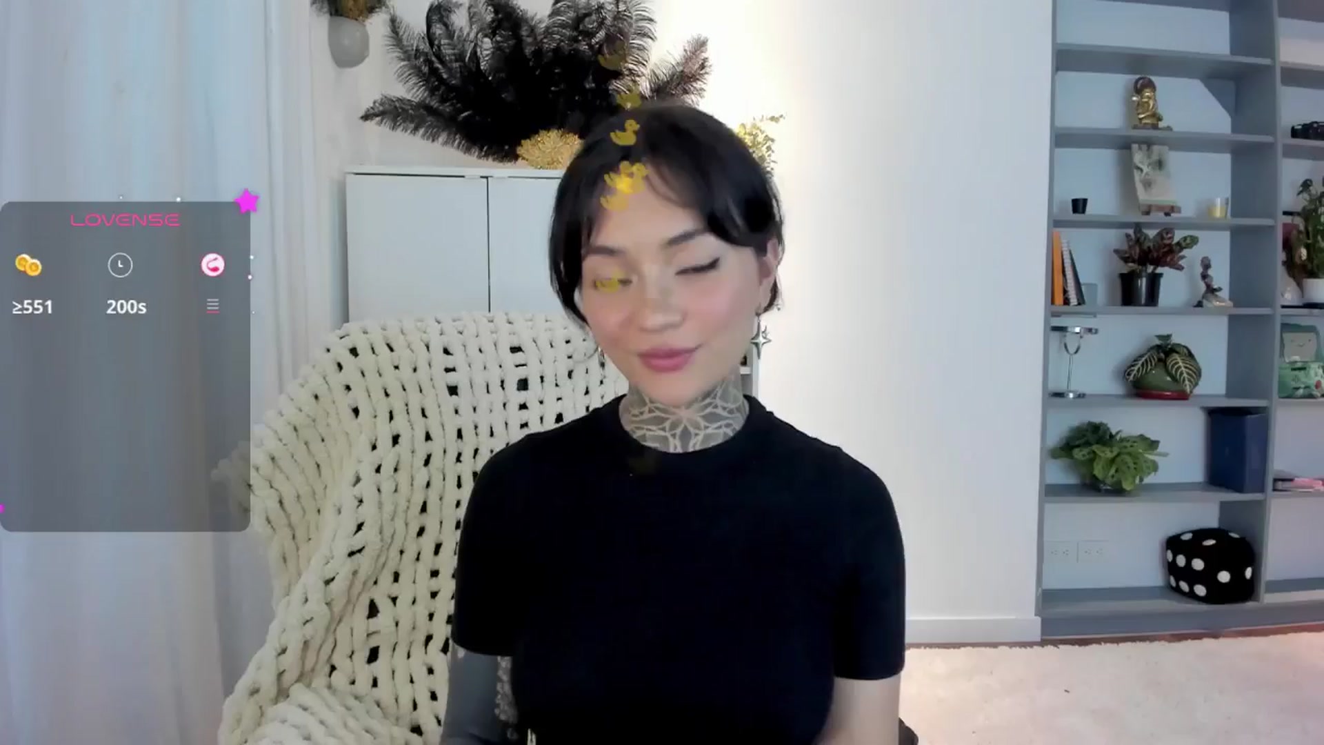 Gallery image thumbnail from Ysabeau's myfreecams stream on, 01/25/2025, 24:02 image 8 of 20