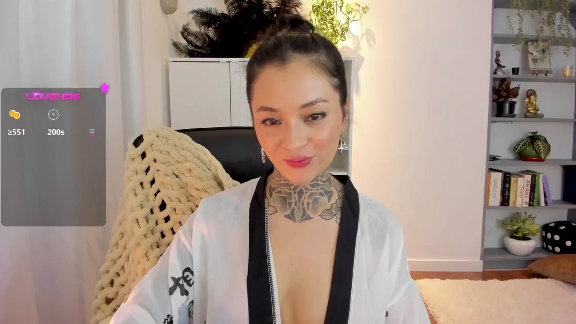 Gallery image thumbnail from Ysabeau's myfreecams stream on, 01/30/2025, 23:46 image 8 of 20