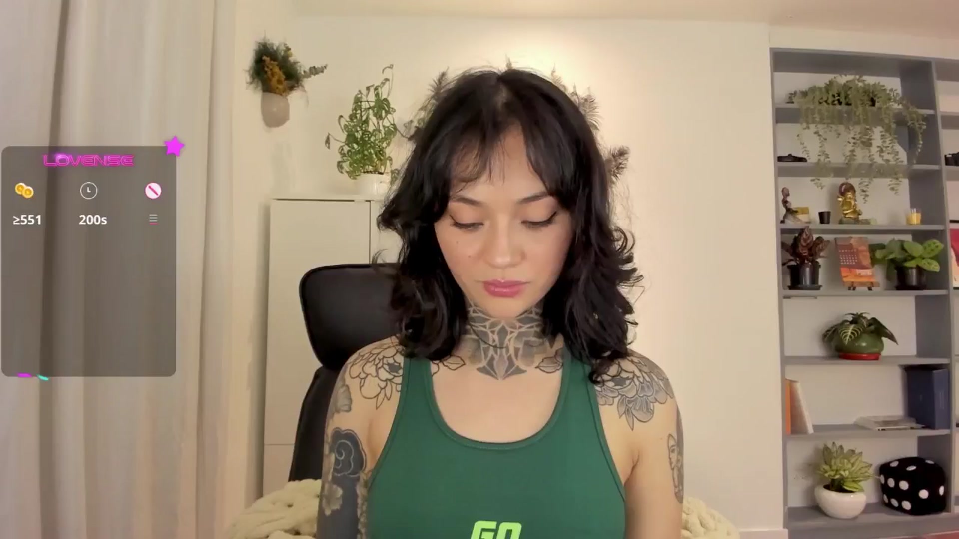 Gallery image thumbnail from Ysabeau's myfreecams stream on, 02/05/2025, 02:01 image 10 of 20