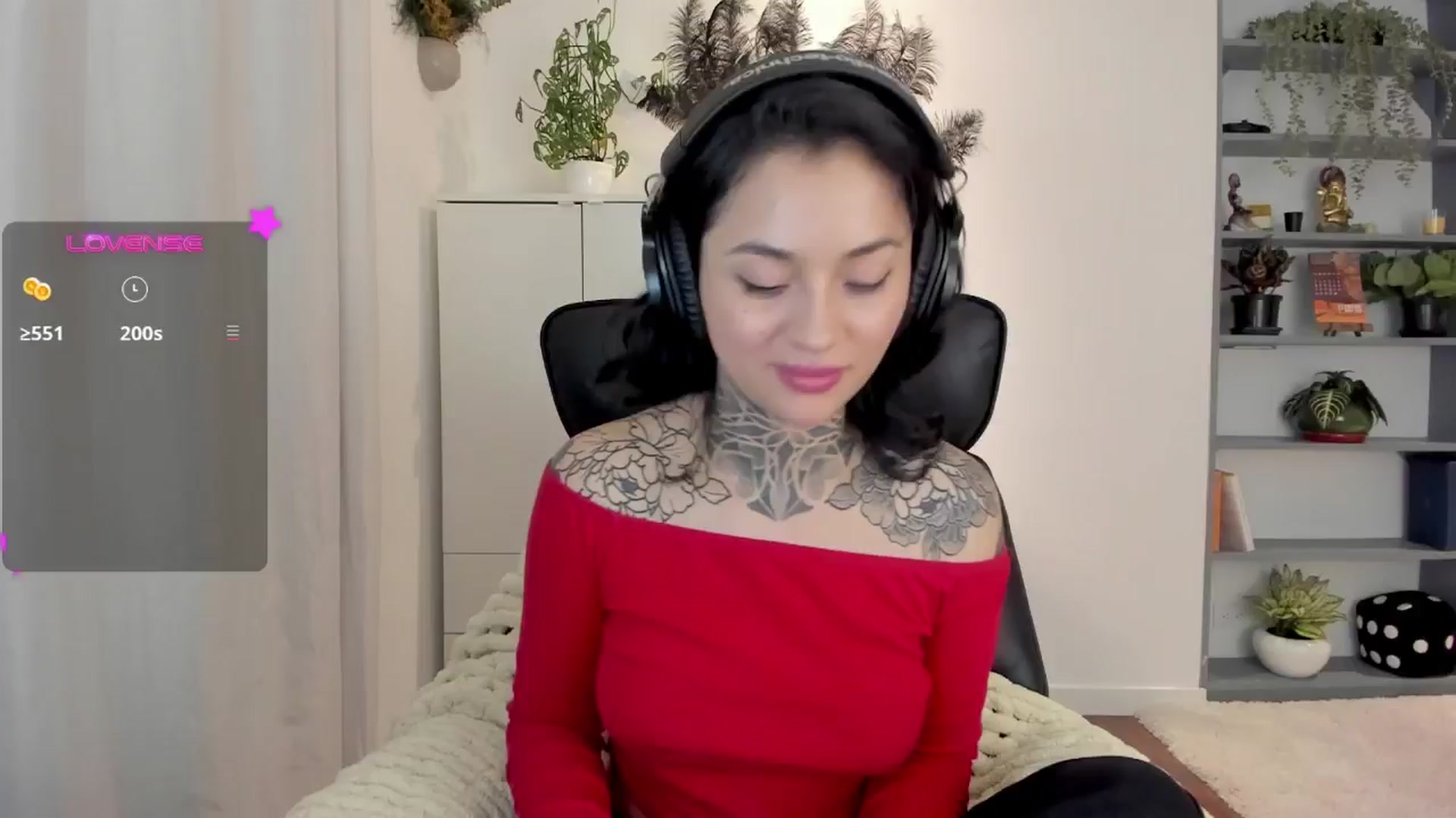 Gallery image thumbnail from Ysabeau's myfreecams stream on, 02/06/2025, 02:03 image 20 of 20