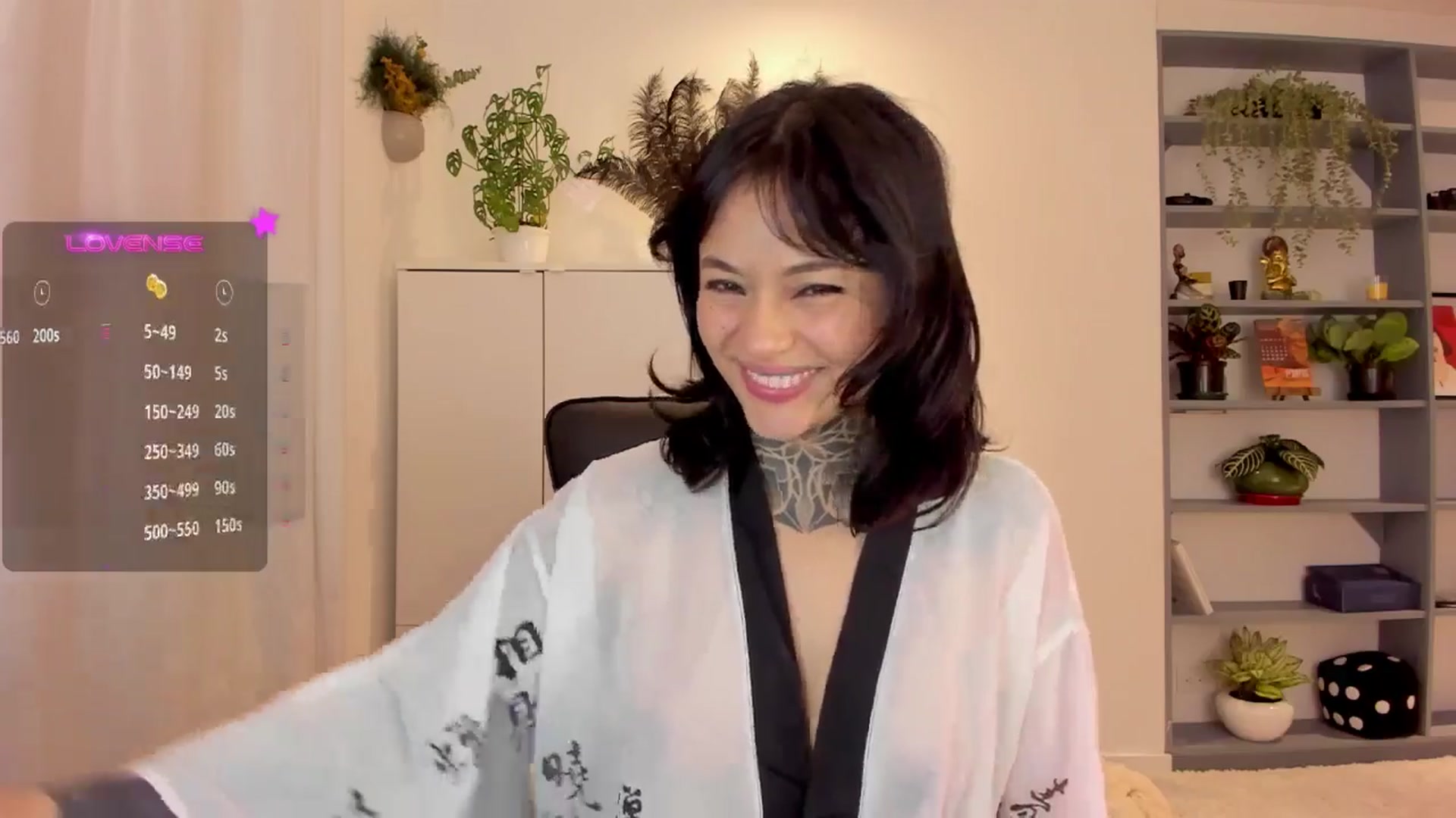 Gallery image thumbnail from Ysabeau's myfreecams stream on, 02/08/2025, 01:09 image 10 of 20
