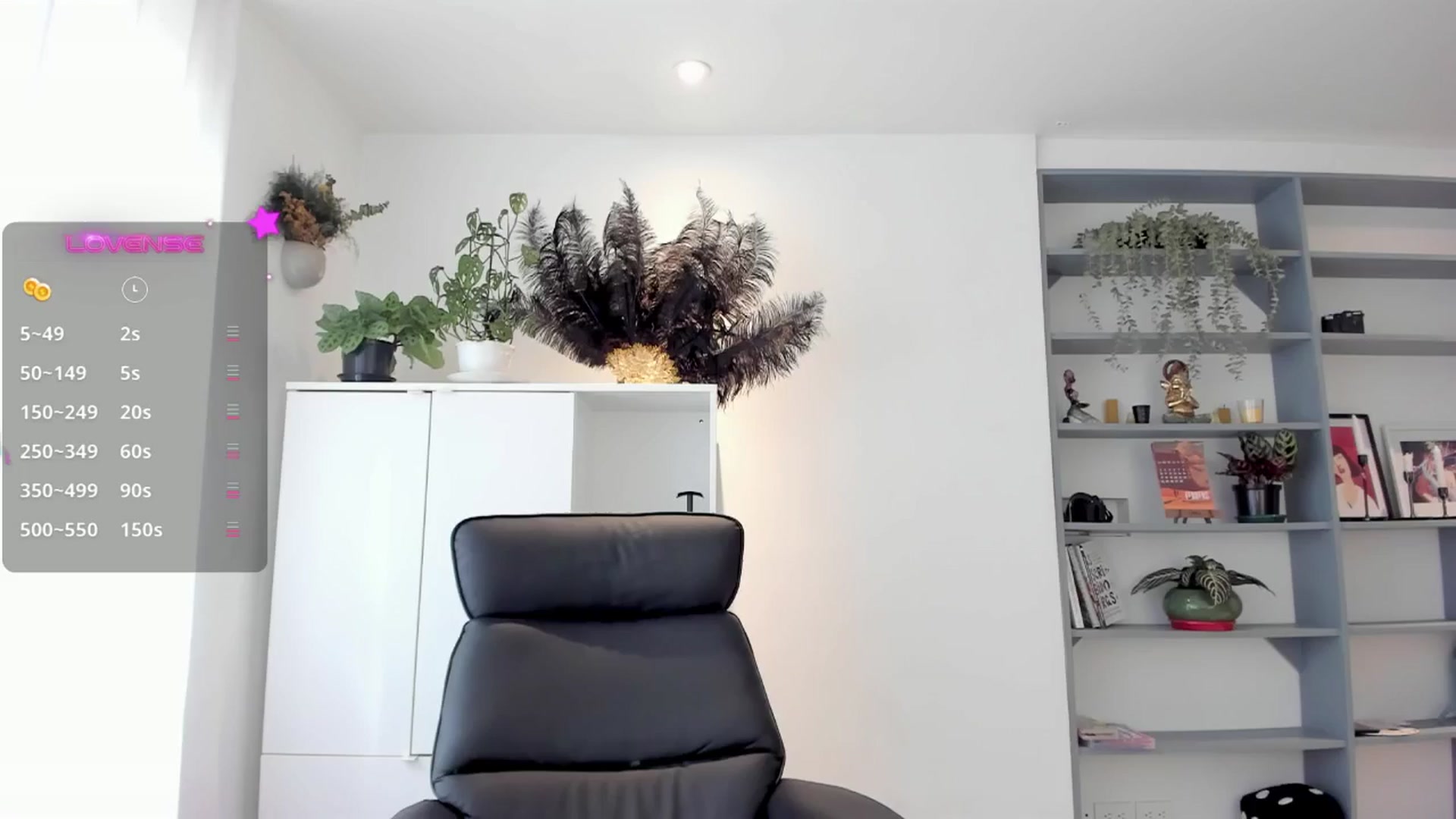 Gallery image thumbnail from Ysabeau's myfreecams stream on, 02/26/2025, 22:35 image 13 of 20