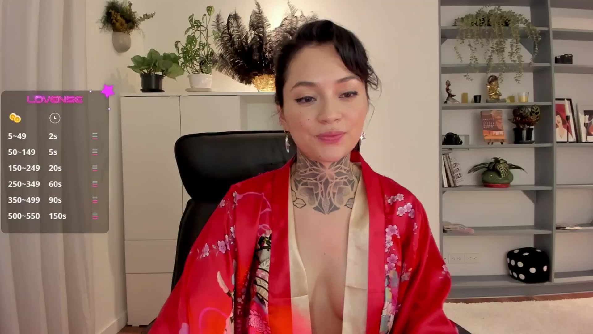 Gallery image thumbnail from Ysabeau's myfreecams stream on, 02/26/2025, 23:51 image 17 of 20