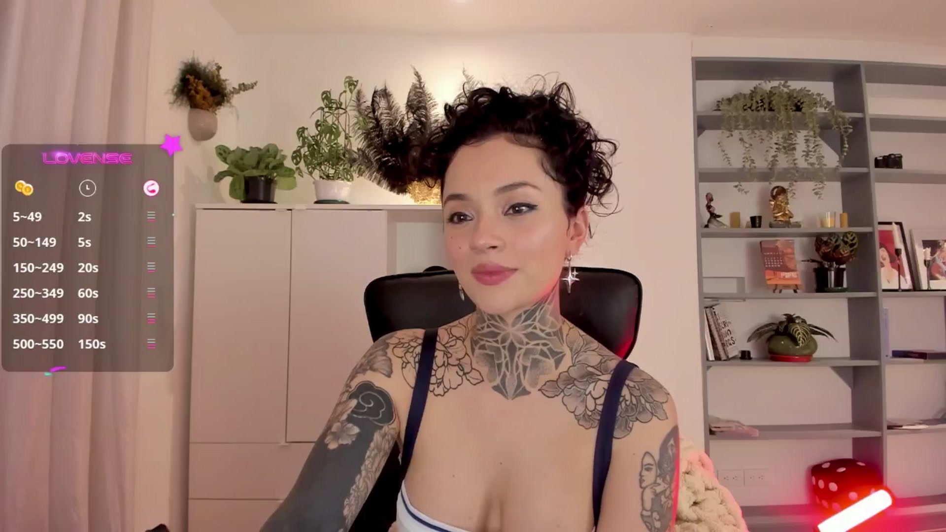 Gallery image thumbnail from Ysabeau's myfreecams stream on, 03/01/2025, 24:22 image 4 of 20