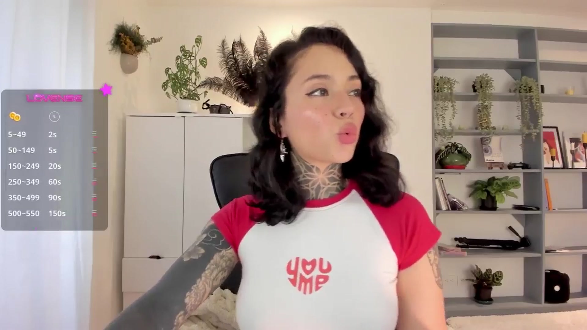Gallery image thumbnail from Ysabeau's myfreecams stream on, 03/06/2025, 23:21 image 9 of 20