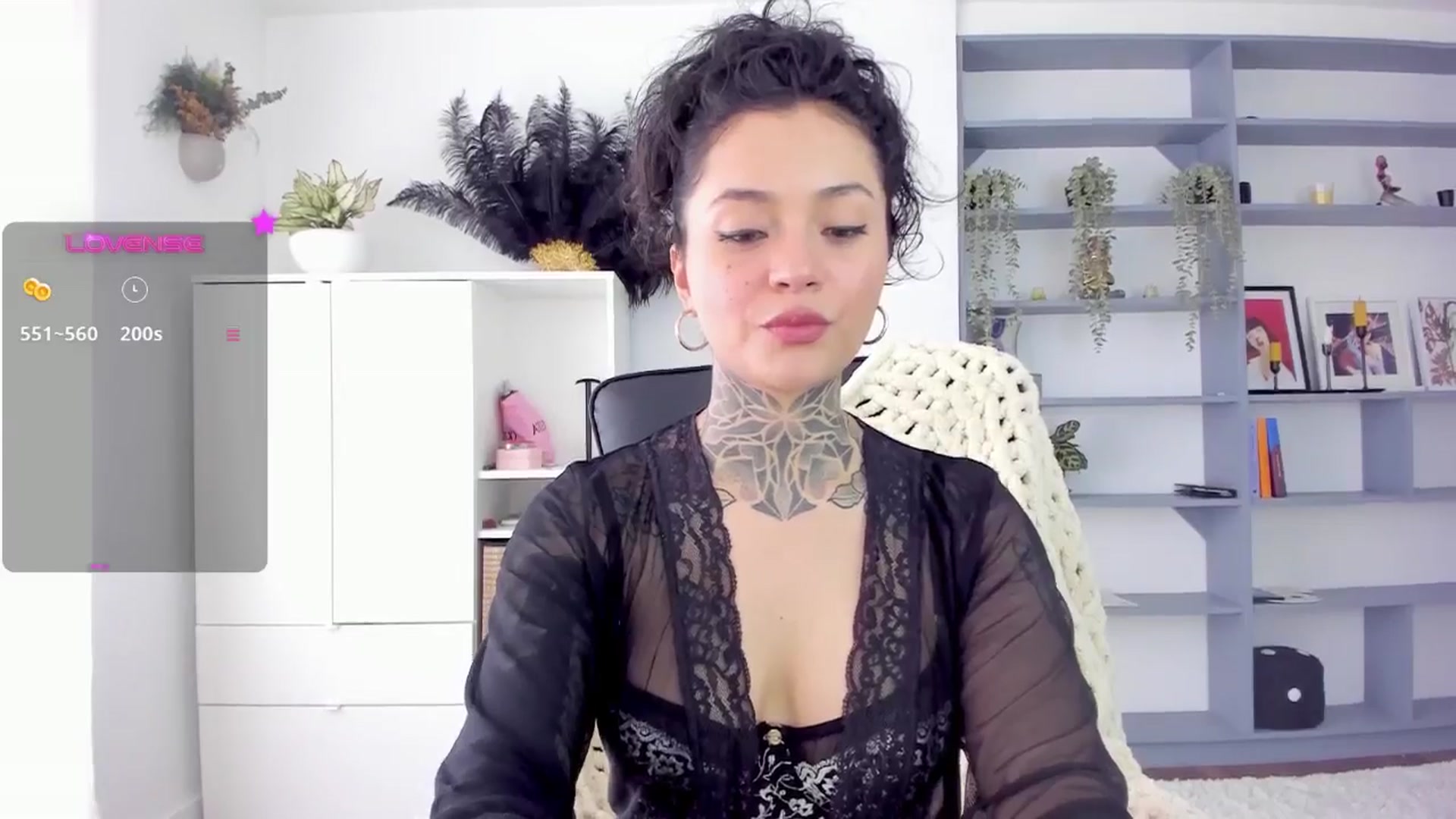 Gallery image thumbnail from Ysabeau's myfreecams stream on, 03/22/2025, 16:46 image 14 of 20