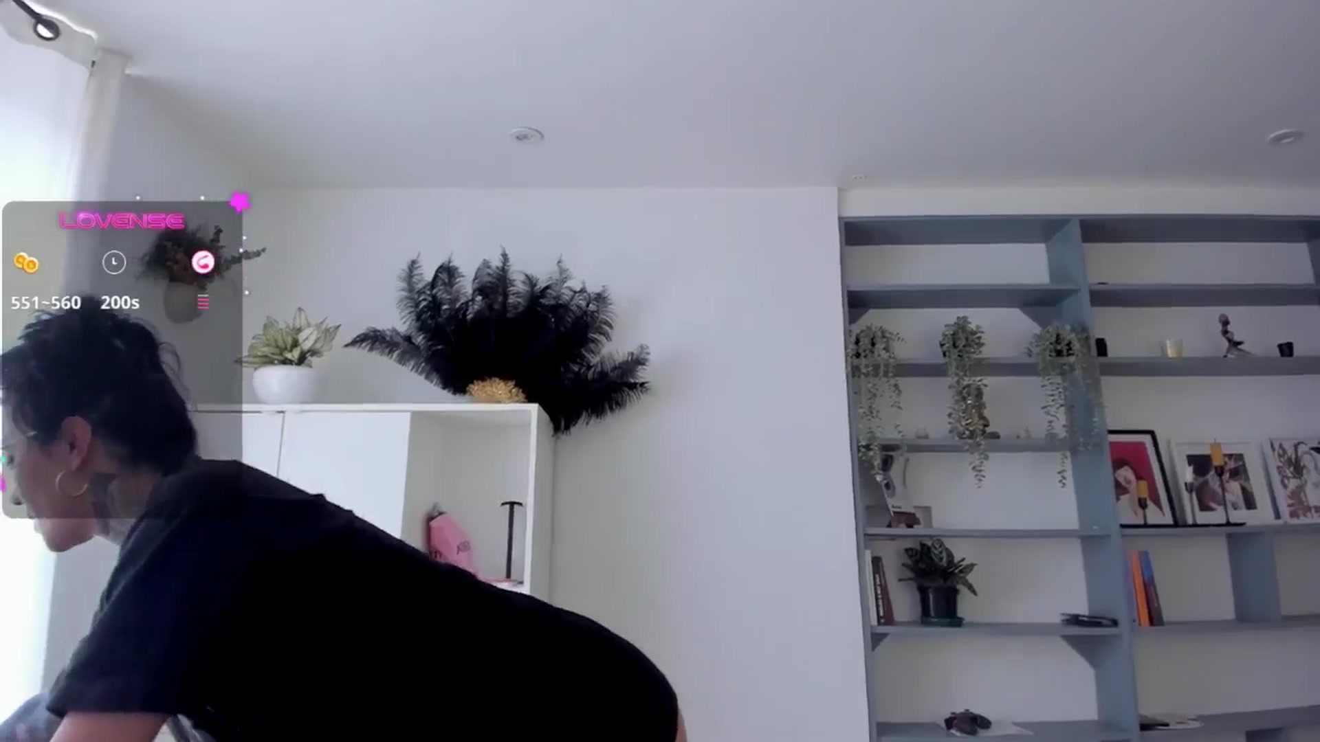 Gallery image thumbnail from Ysabeau's myfreecams stream on, 03/22/2025, 20:00 image 16 of 20