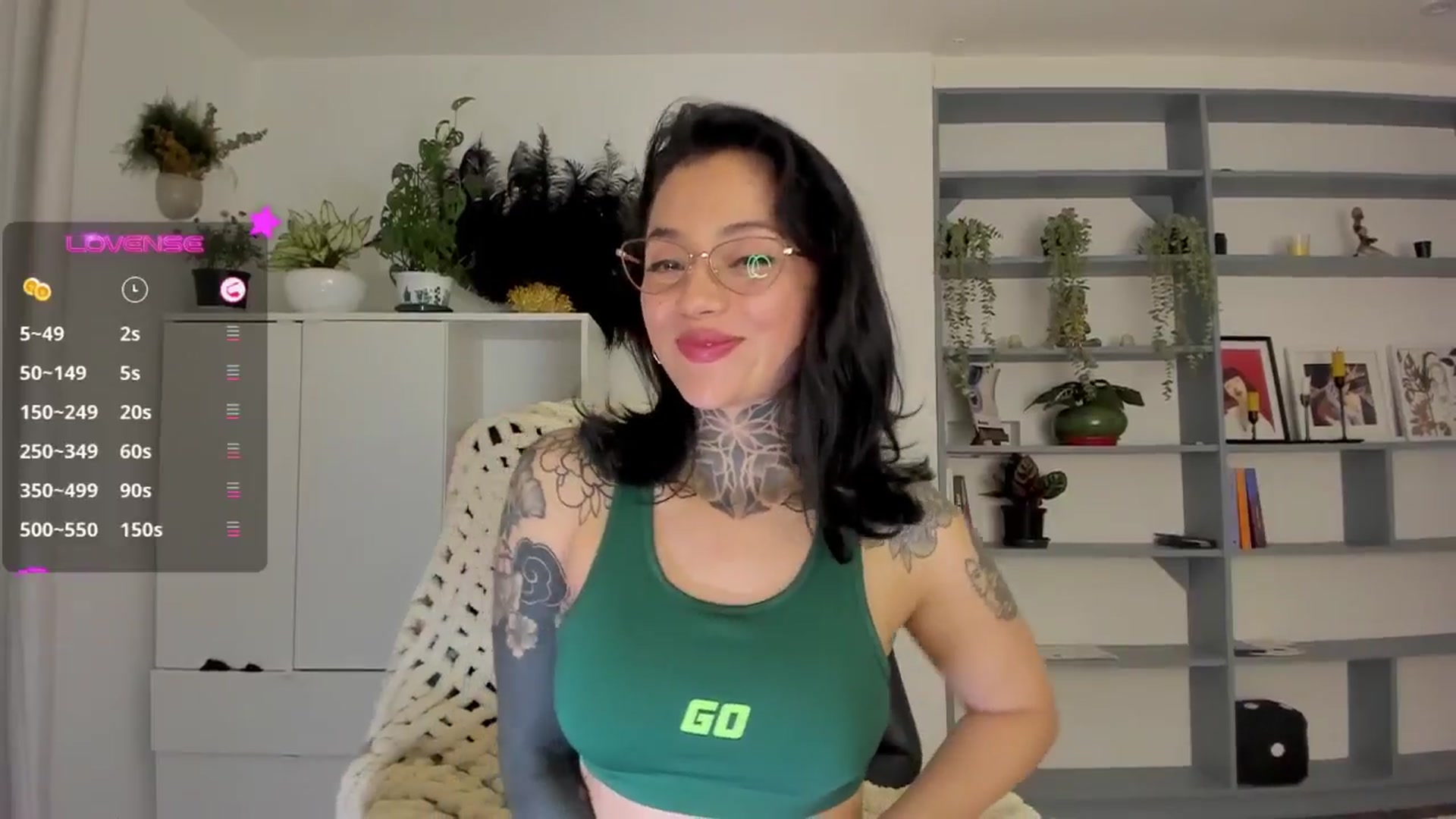 Gallery image thumbnail from Ysabeau's myfreecams stream on, 03/25/2025, 24:41 image 5 of 20