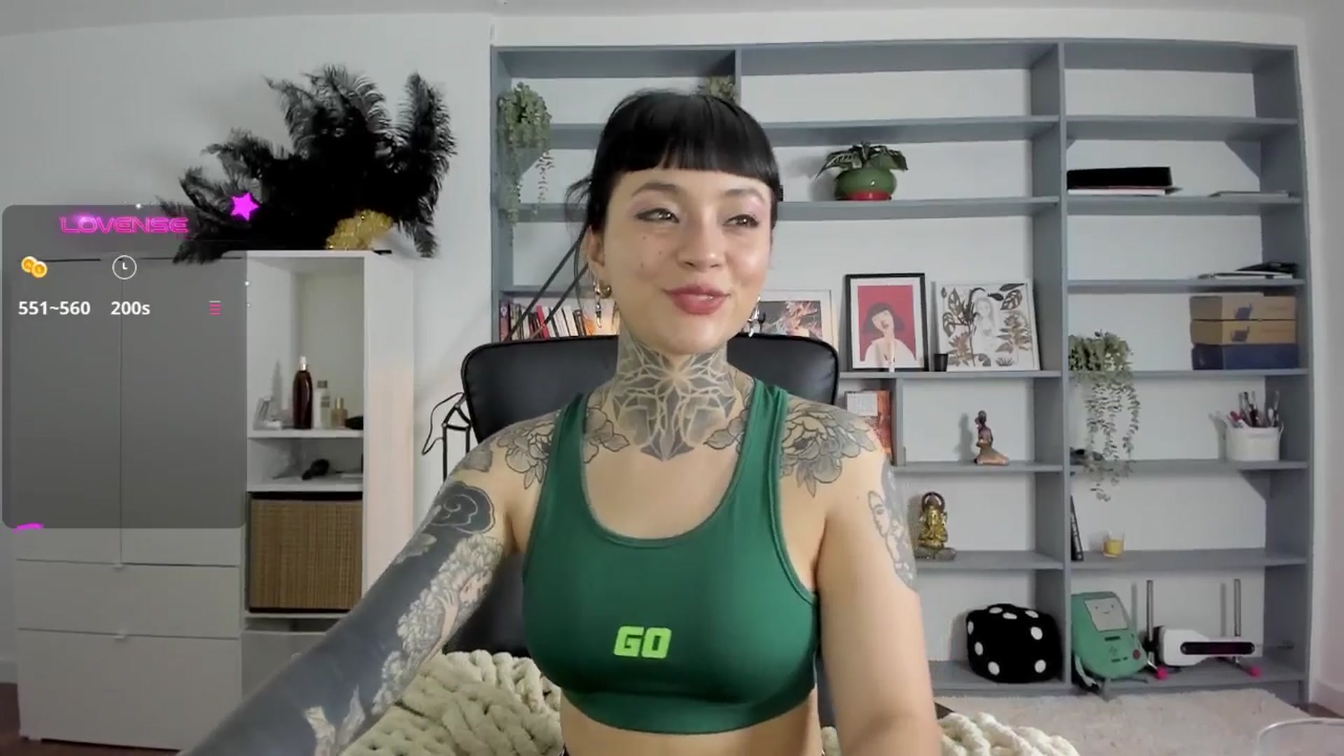 Gallery image thumbnail from Ysabeau's myfreecams stream on, 04/15/2025, 01:25 image 5 of 20