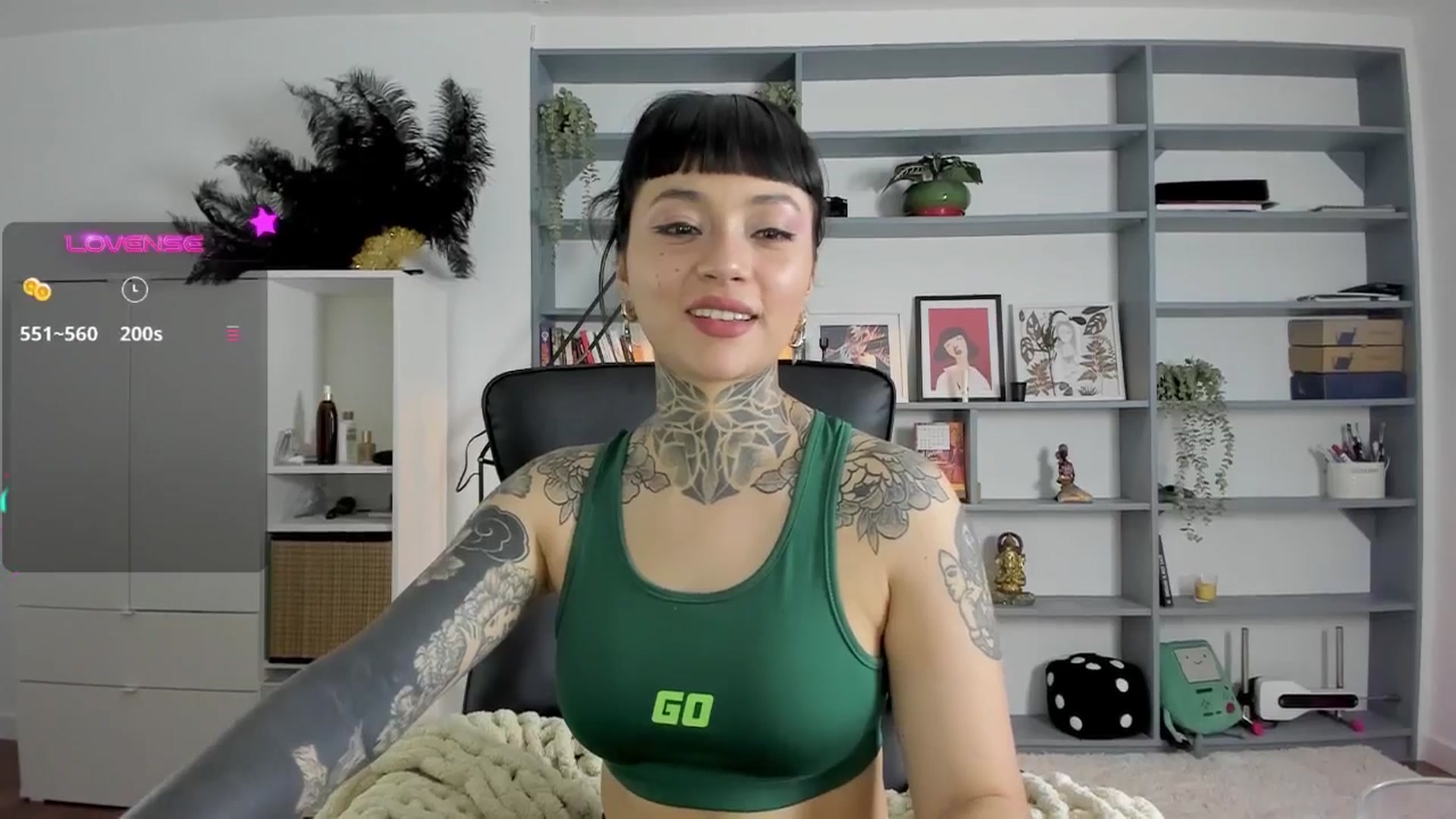Gallery image thumbnail from Ysabeau's myfreecams stream on, 04/15/2025, 01:25 image 7 of 20
