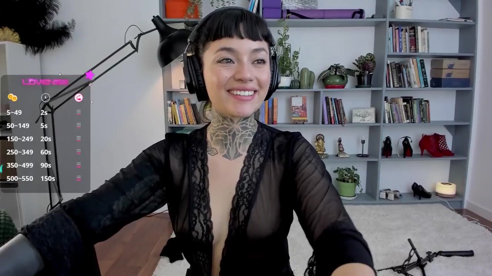Gallery image thumbnail from Ysabeau's myfreecams stream on, 04/18/2025, 02:08 image 20 of 20