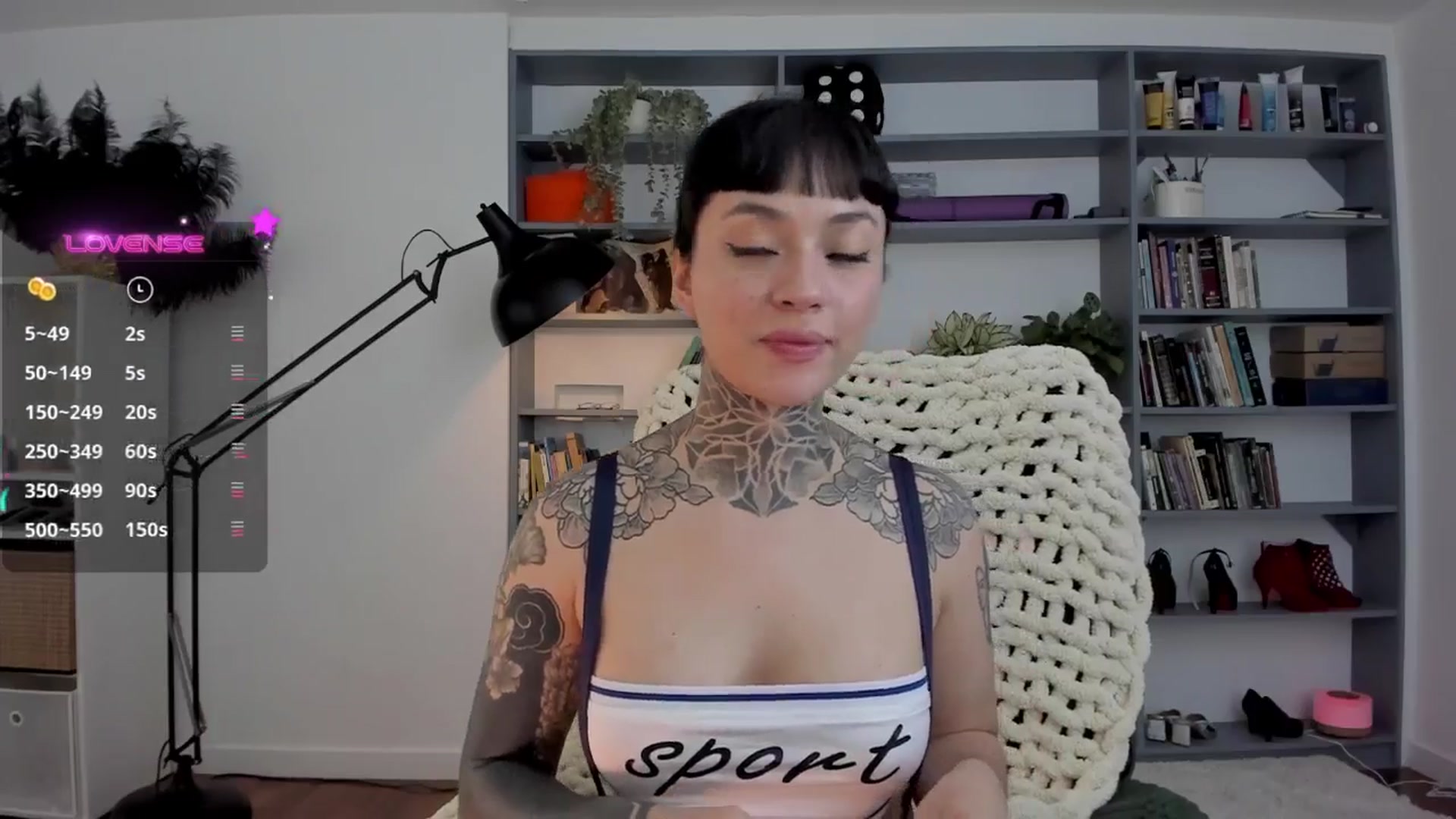Gallery image thumbnail from Ysabeau's myfreecams stream on, 04/18/2025, 22:40 image 16 of 20