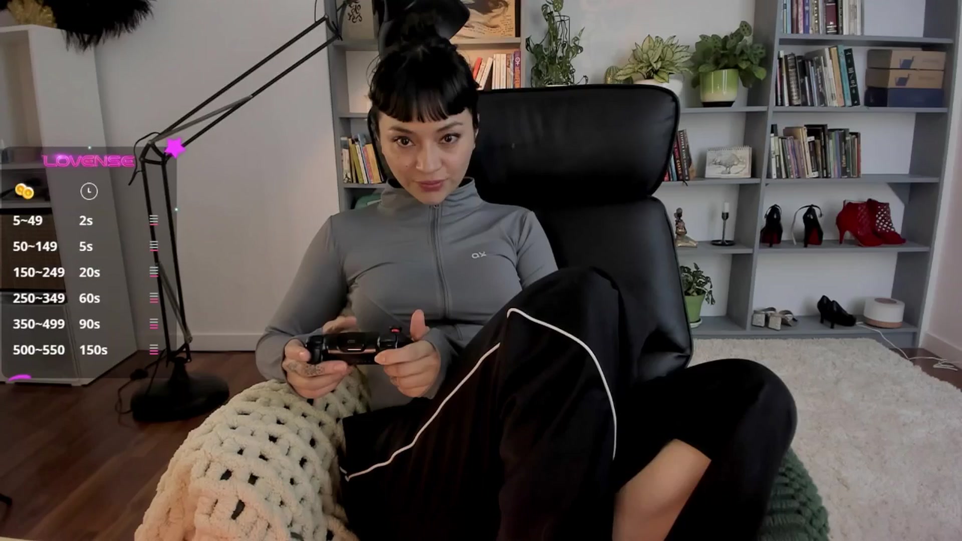 Gallery image thumbnail from Ysabeau's myfreecams stream on, 04/19/2025, 24:01 image 20 of 20