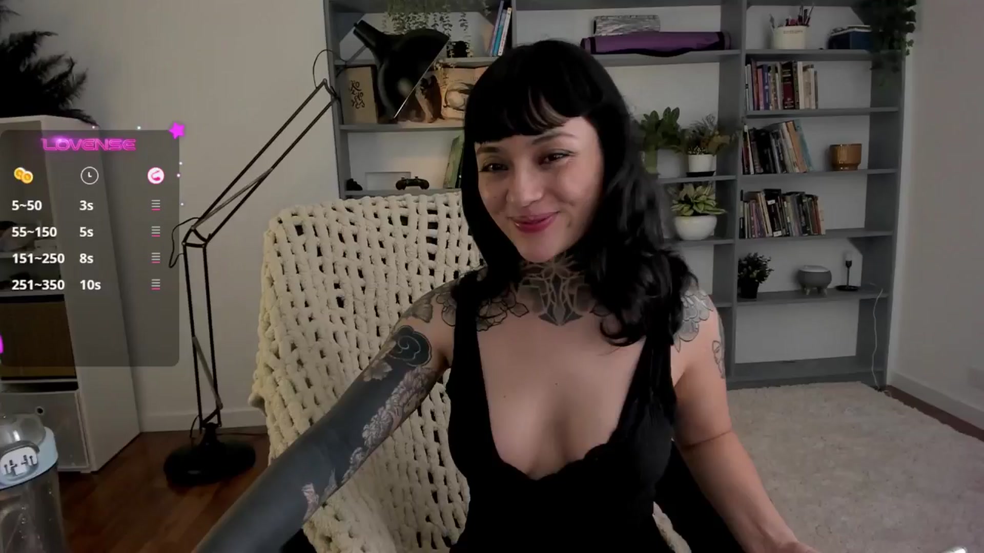 Gallery image thumbnail from Ysabeau's myfreecams stream on, 05/14/2025, 01:47 image 19 of 20