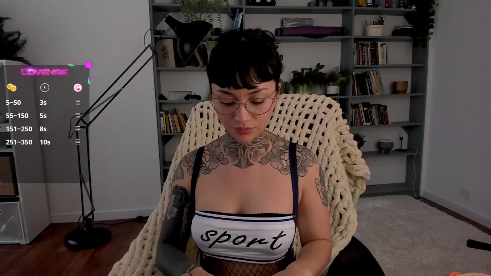 Gallery image thumbnail from Ysabeau's myfreecams stream on, 05/14/2025, 21:38 image 8 of 20