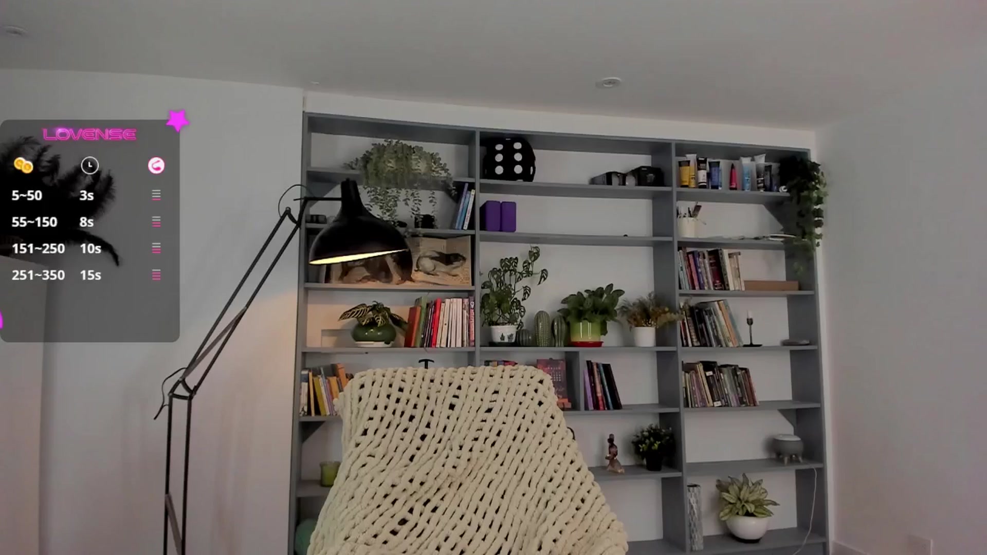 Gallery image thumbnail from Ysabeau's myfreecams stream on, 06/04/2025, 23:00 image 10 of 20