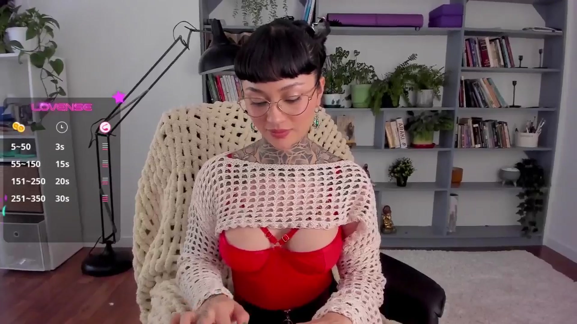 Gallery image thumbnail from Ysabeau's myfreecams stream on, 07/18/2025, 23:41 image 5 of 20