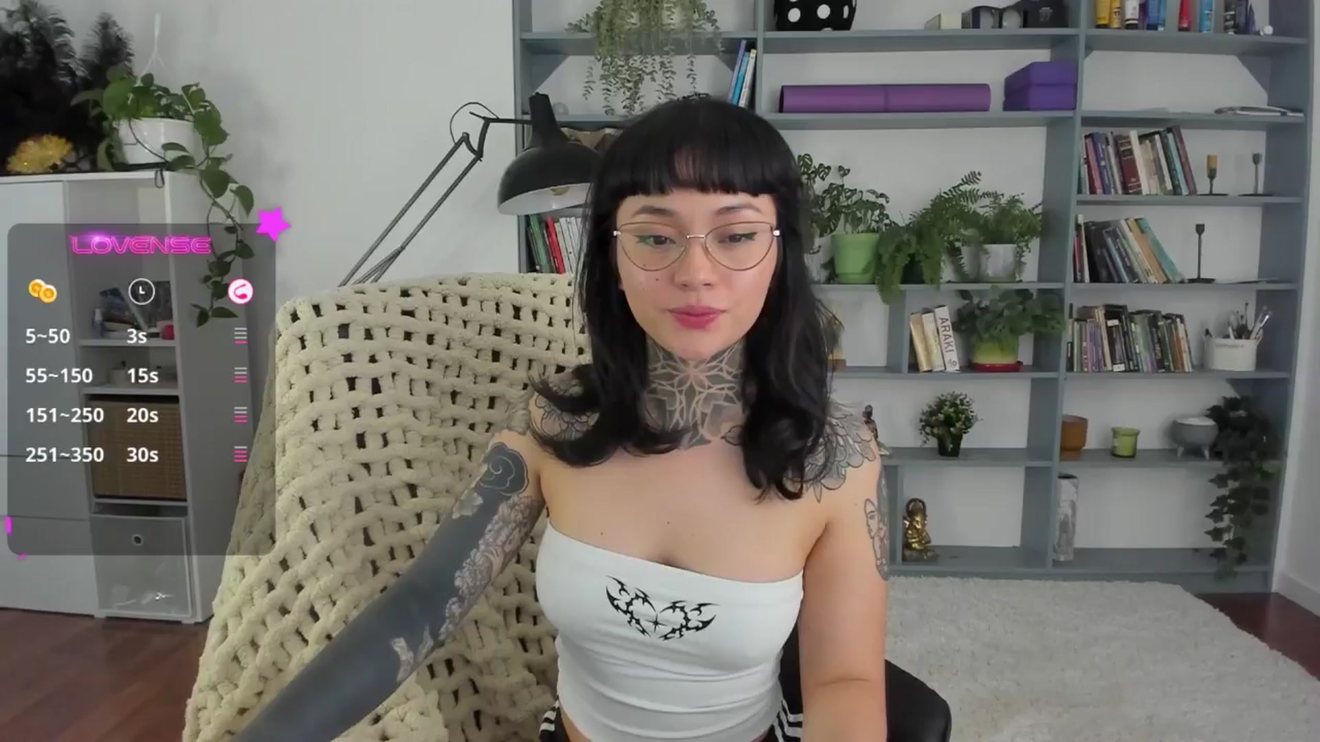 Gallery image thumbnail from Ysabeau's myfreecams stream on, 07/21/2025, 23:36 image 8 of 20