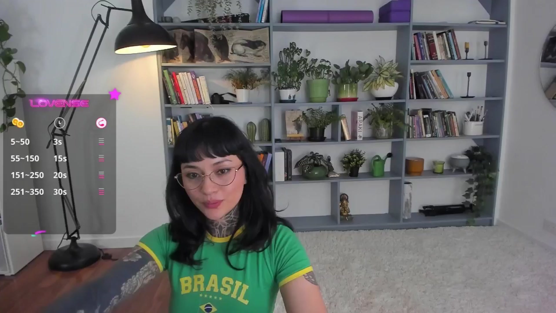 Gallery image thumbnail from Ysabeau's myfreecams stream on, 07/31/2025, 01:44 image 16 of 20