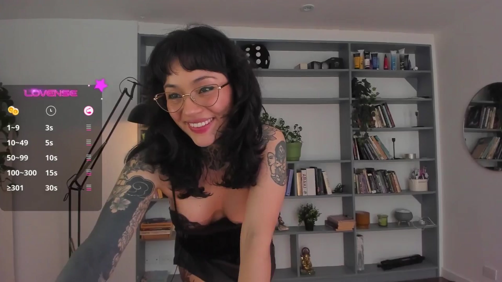 Gallery image thumbnail from Ysabeau's myfreecams stream on, 09/06/2025, 24:11 image 6 of 20